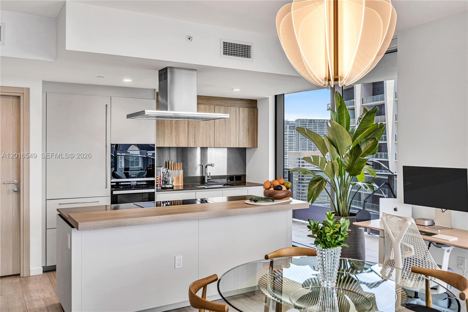 image Brickell Flatiron13