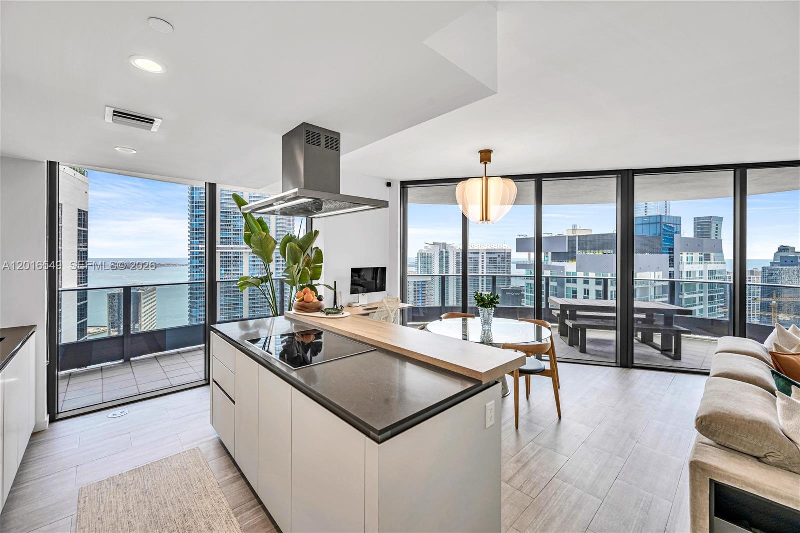 image Brickell Flatiron15