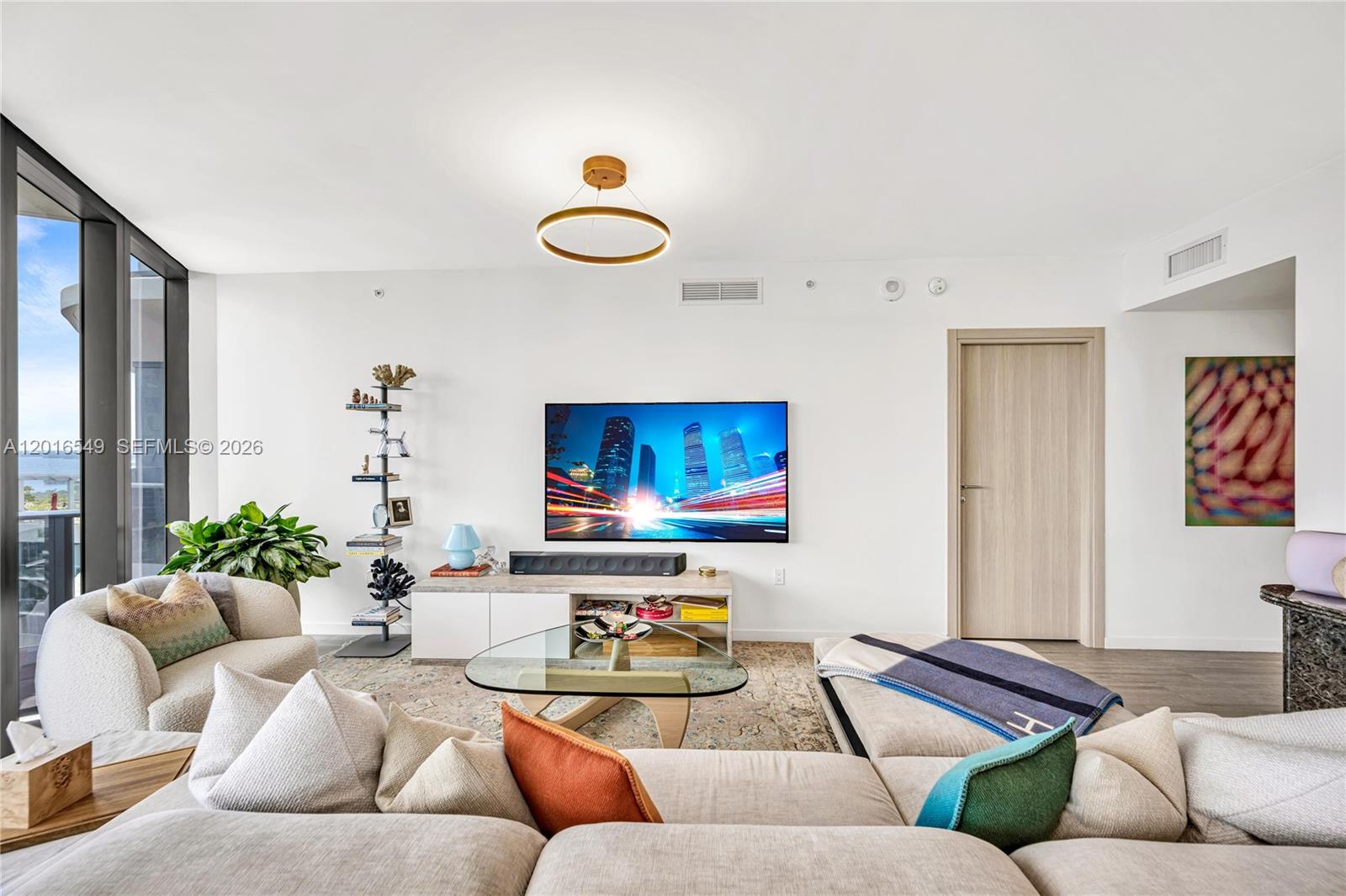 image Brickell Flatiron20