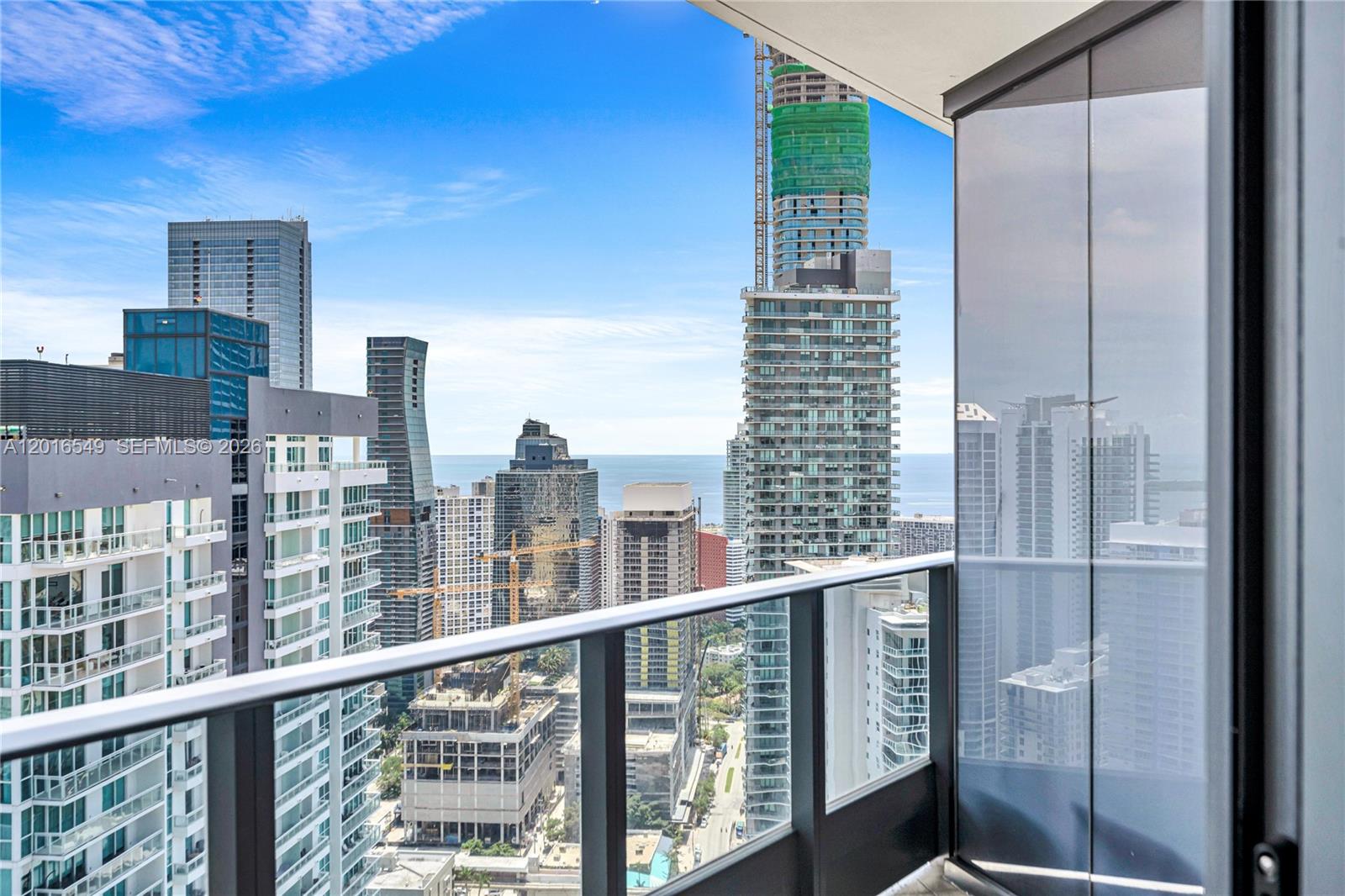 image Brickell Flatiron28