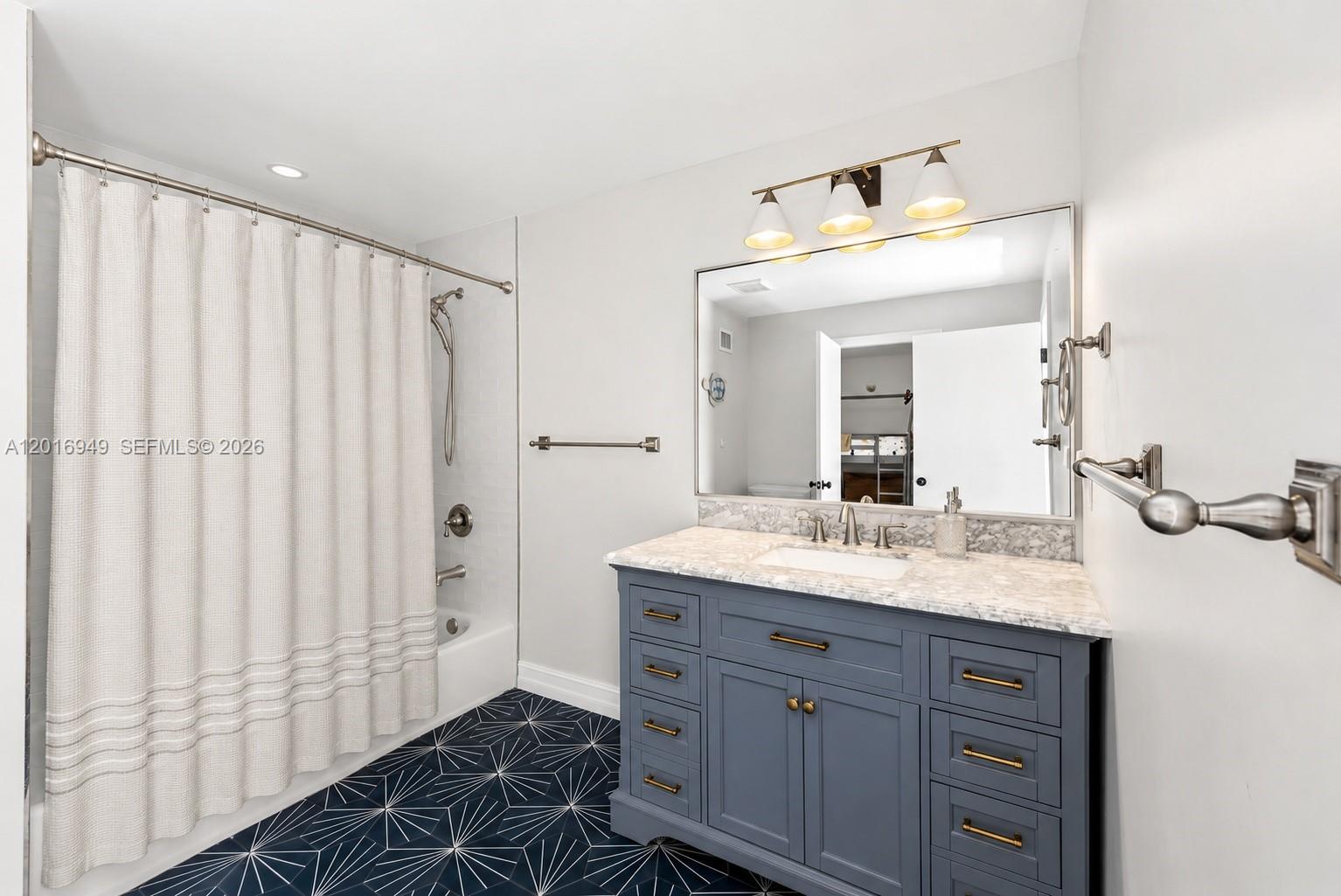 7650 SW 128th St Pinecrest, FL 33156