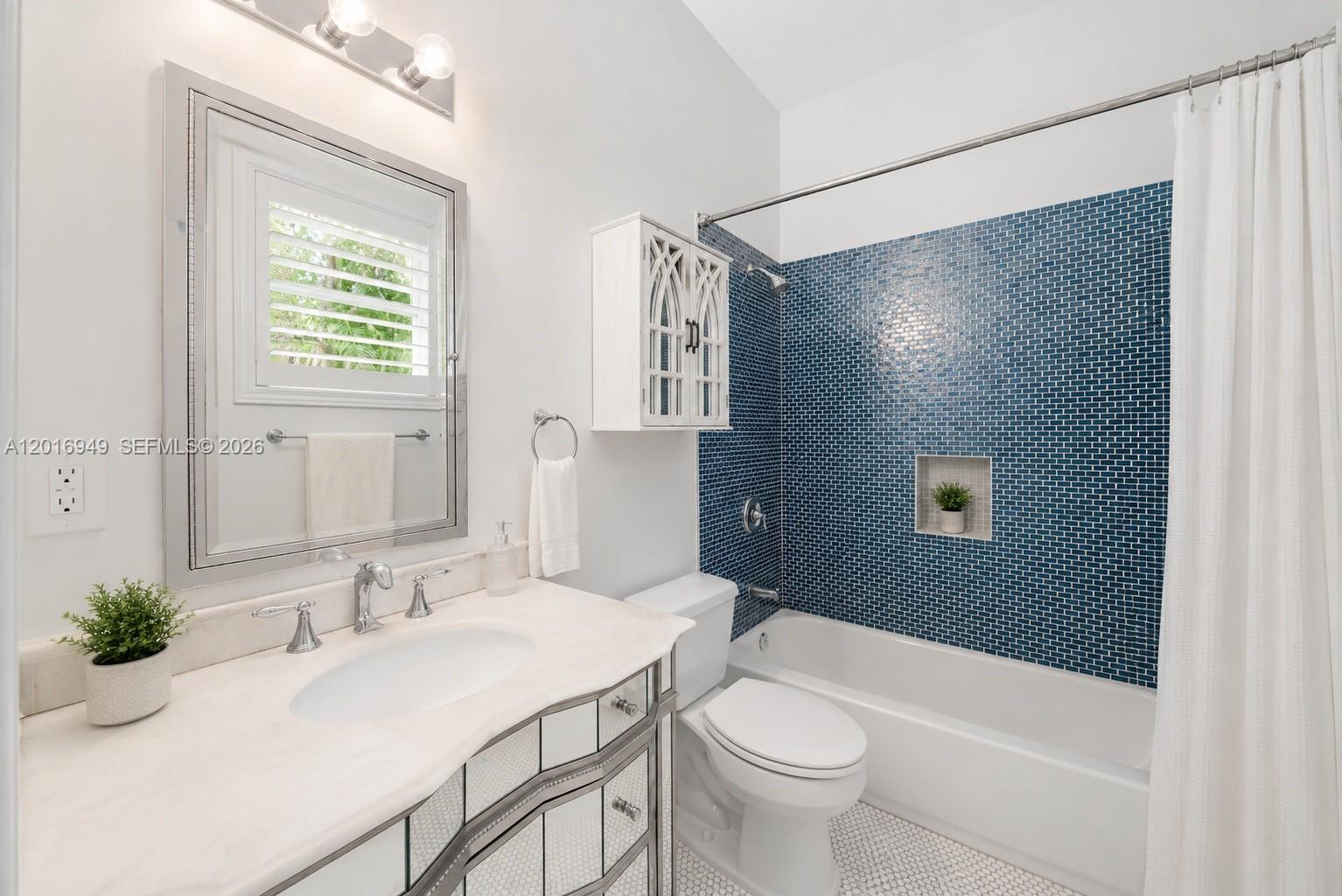 7650 SW 128th St Pinecrest, FL 33156