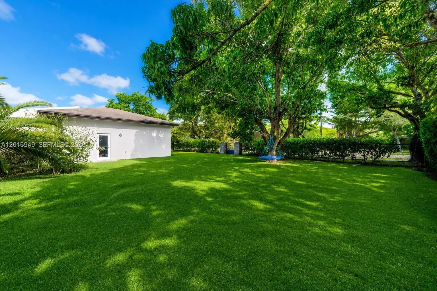7650 SW 128th St Pinecrest, FL 33156