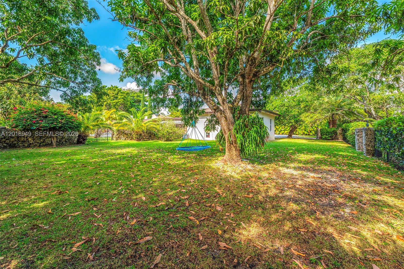 7650 SW 128th St Pinecrest, FL 33156
