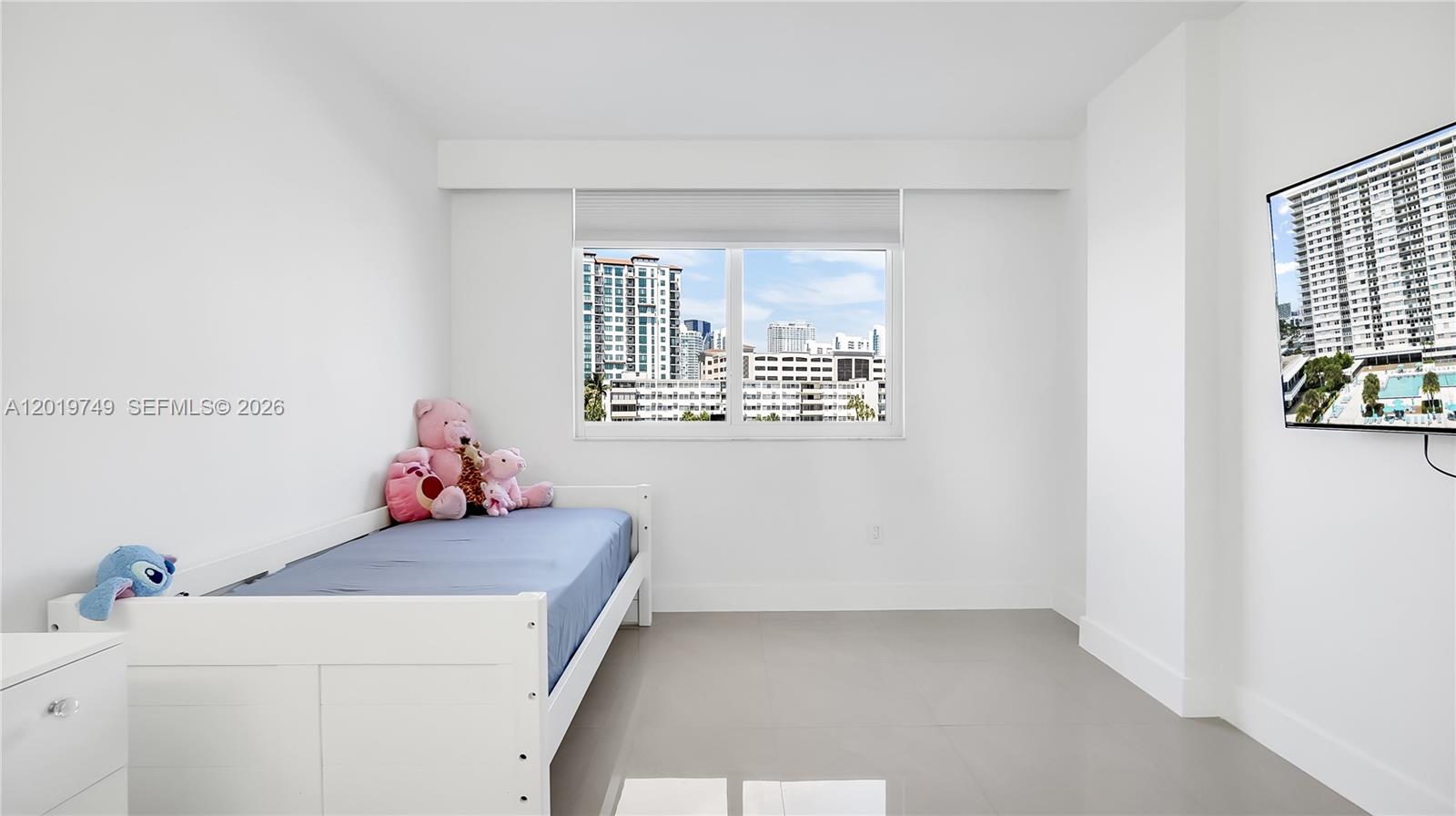 image Arlen House Condo29