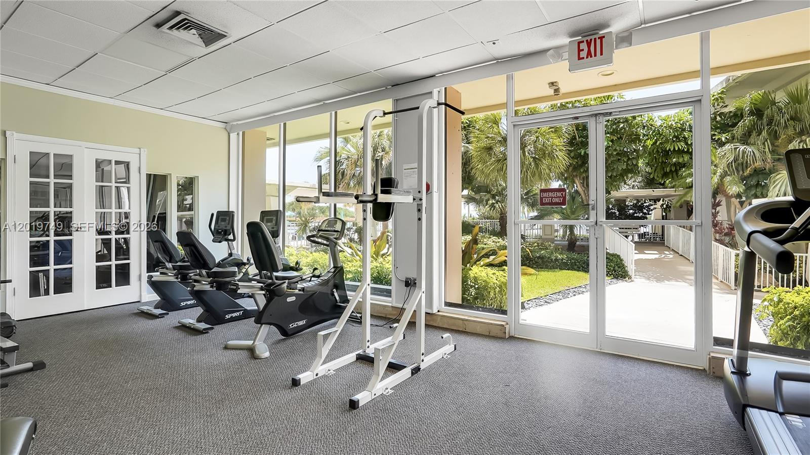 image Arlen House Condo40
