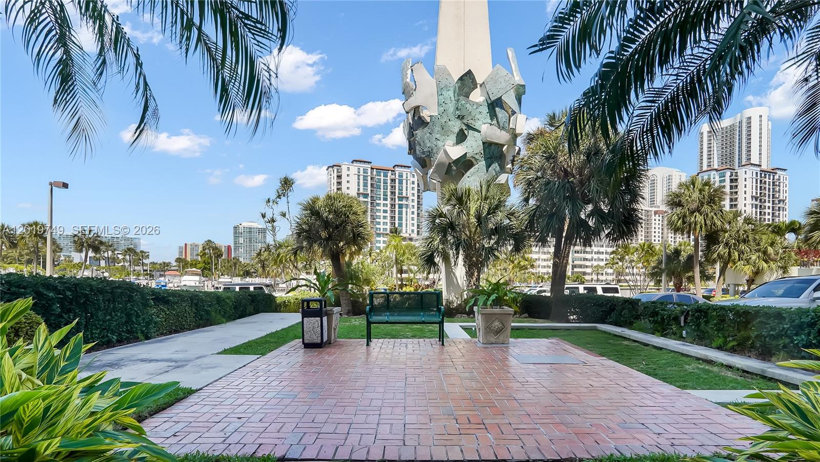 image Arlen House Condo44