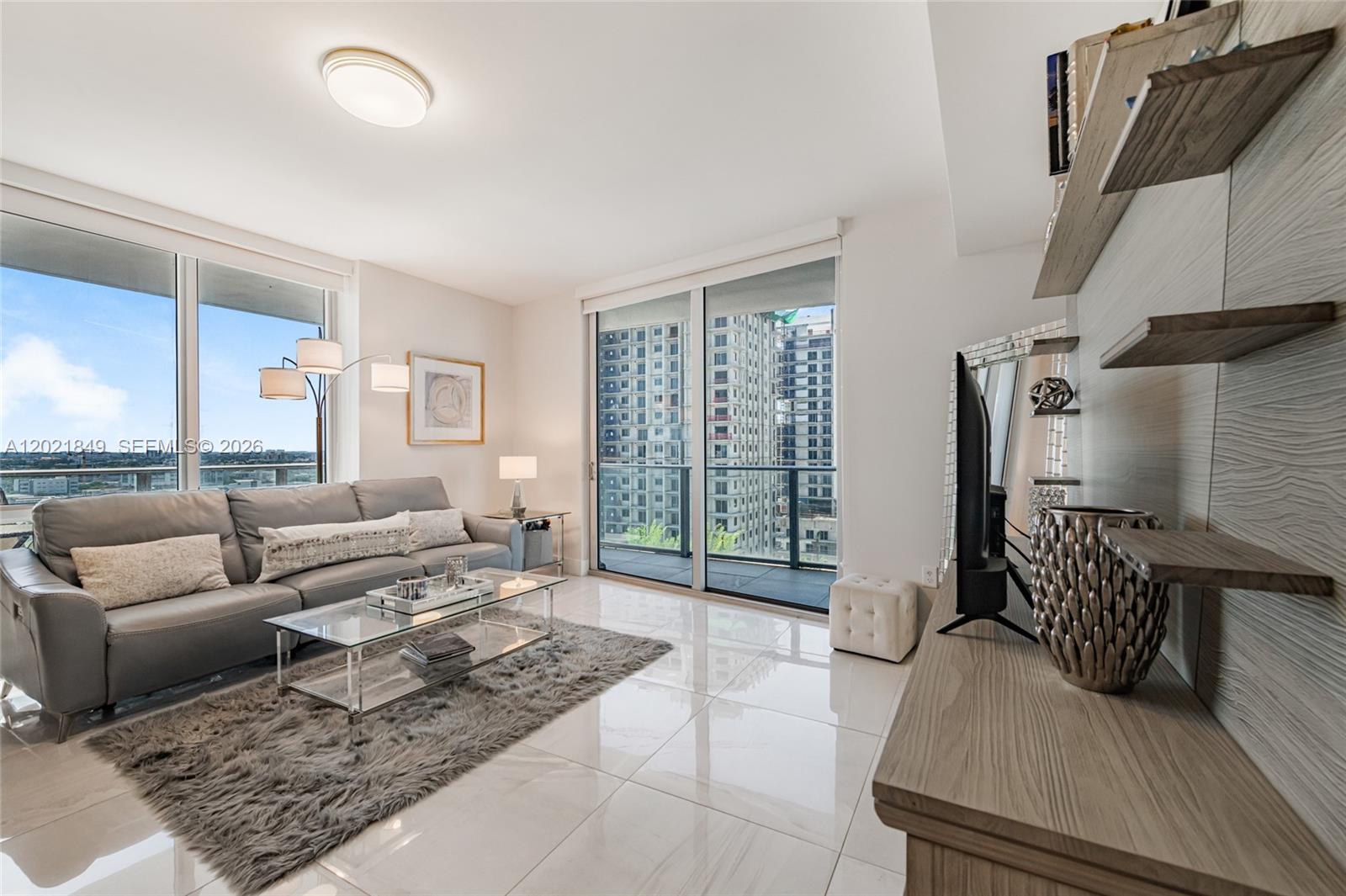 image Brickell Ten9