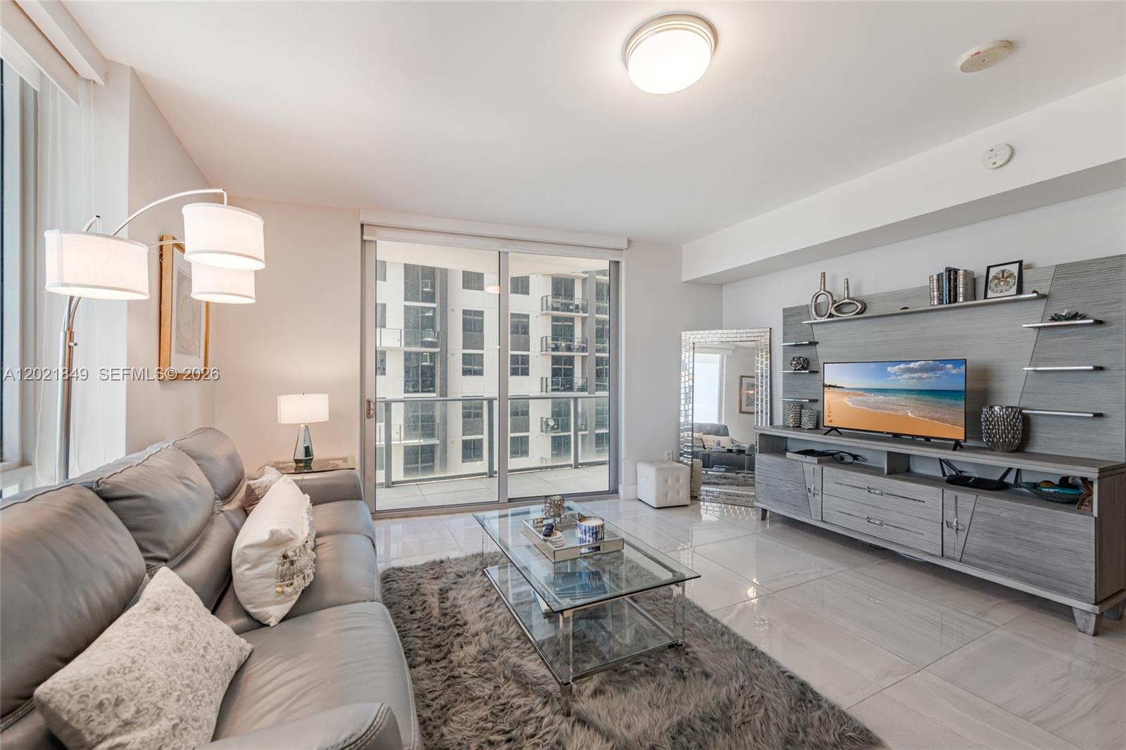 image Brickell Ten12