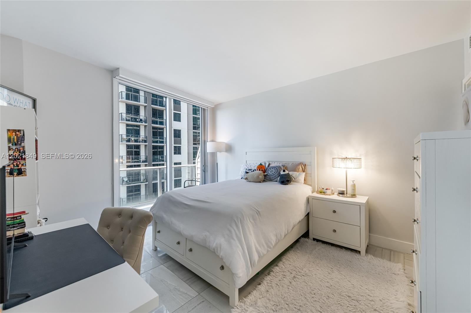 image Brickell Ten14