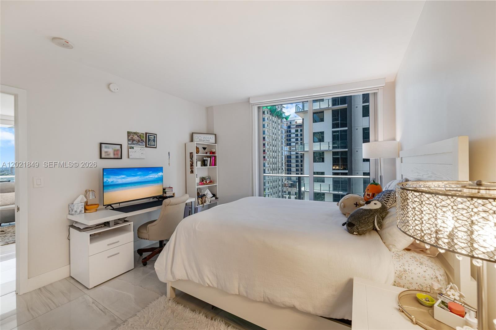 image Brickell Ten15