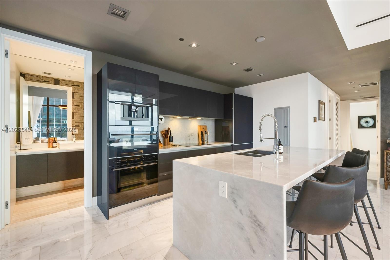 1451 Brickell Ave #4304 Miami, FL 33131