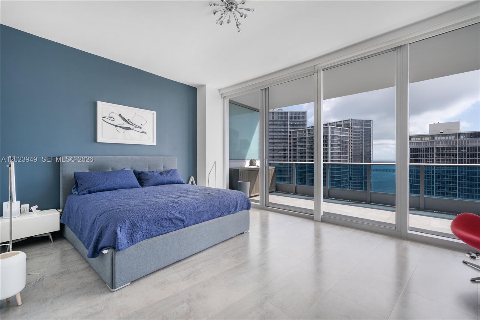 200 Biscayne Blvd Way #4902 Miami, FL 33131