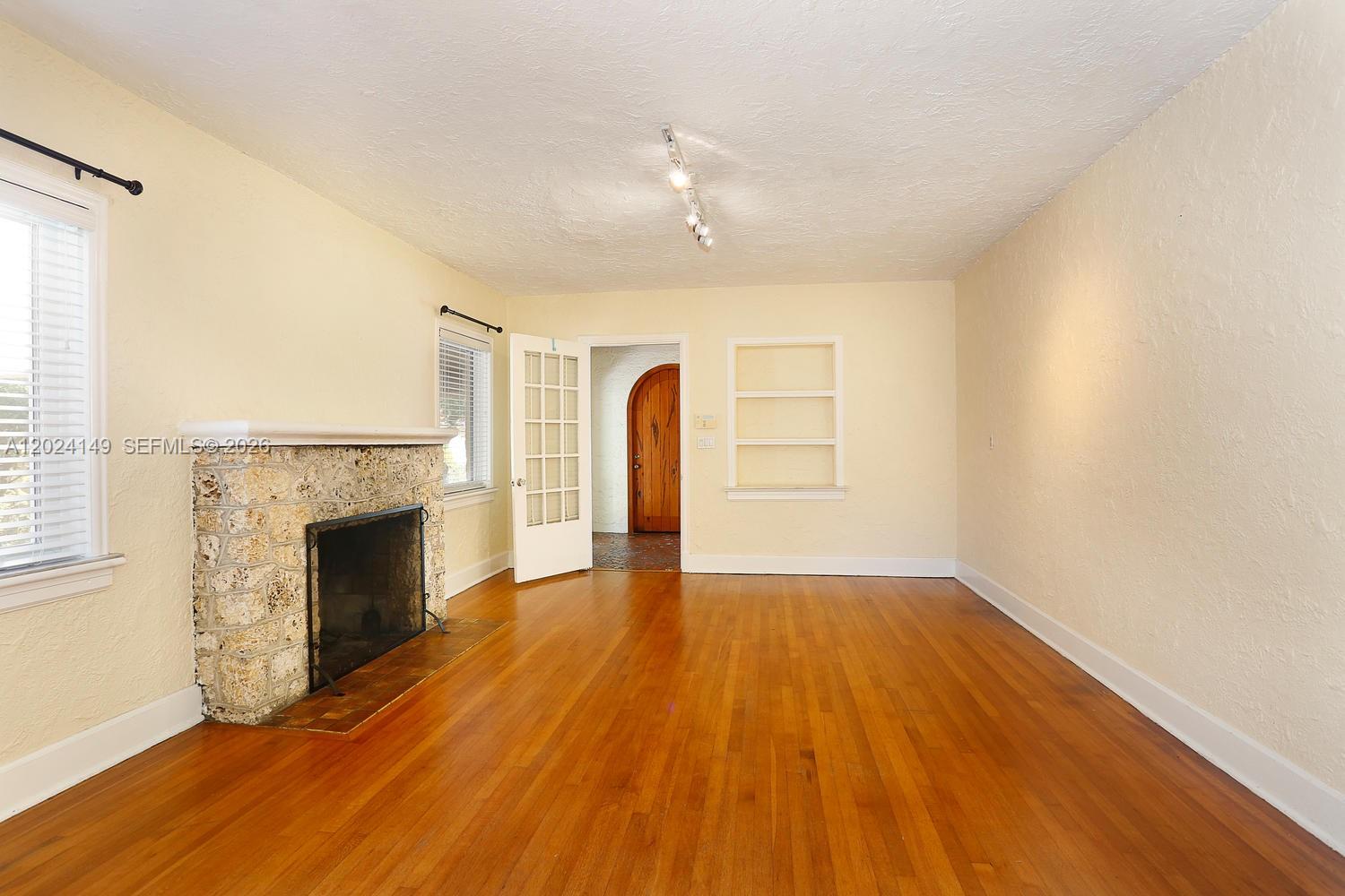 712 Navarre Ave Coral Gables, FL 33134