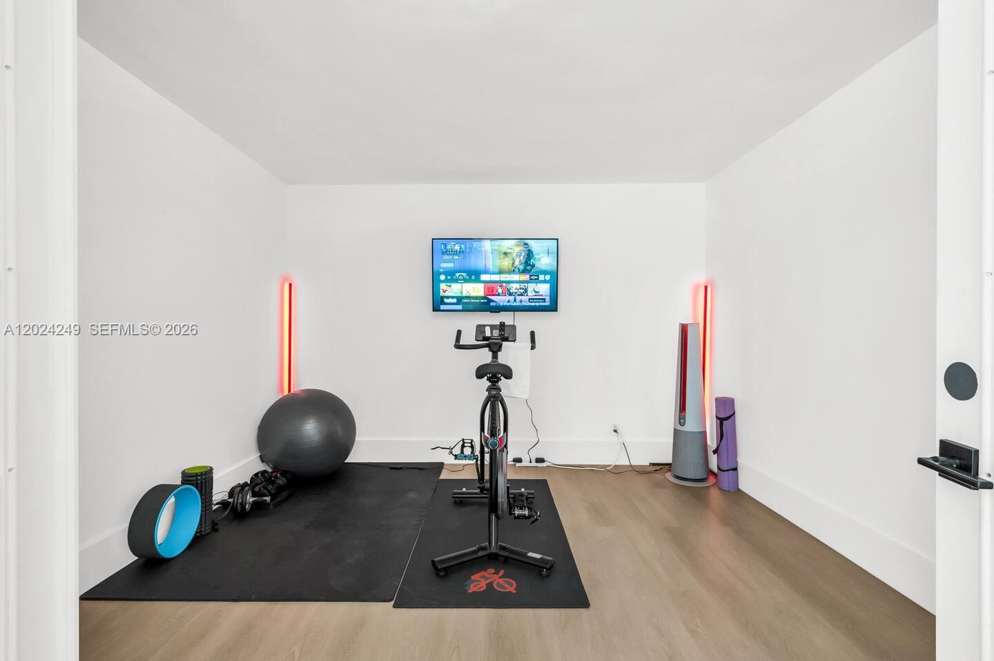 5250 NE 15th Ave Fort Lauderdale, FL 33334