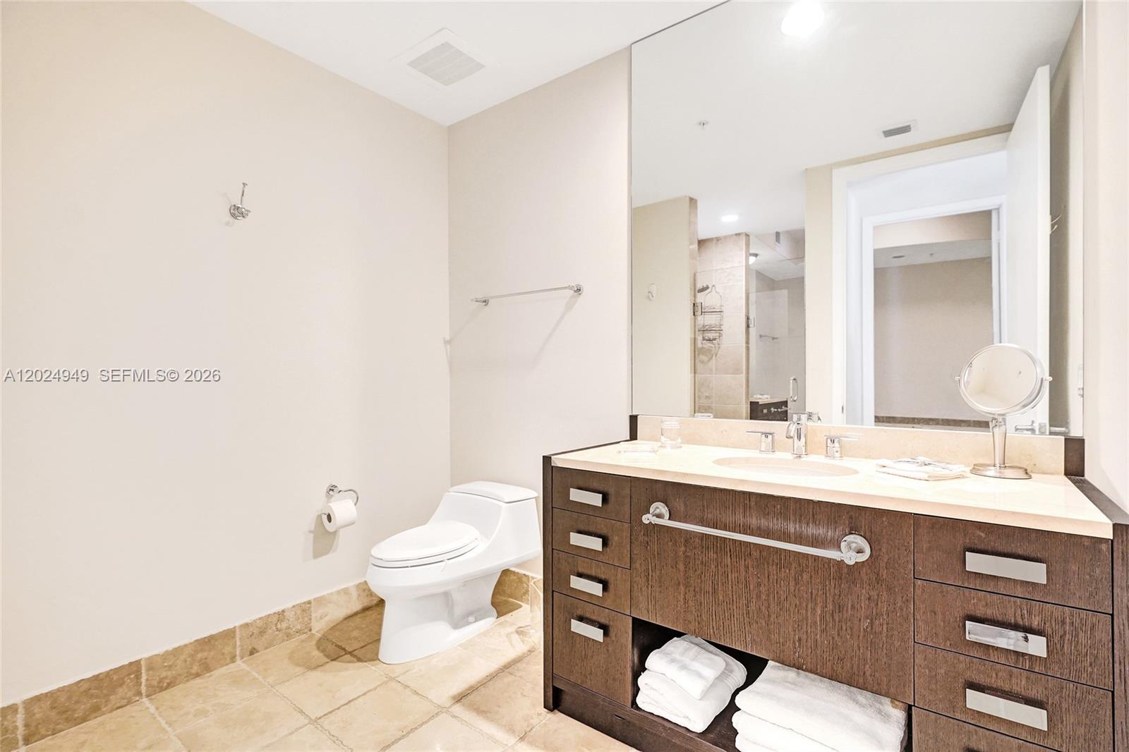 18201 Collins Ave #3707 Sunny Isles Beach, FL 33160