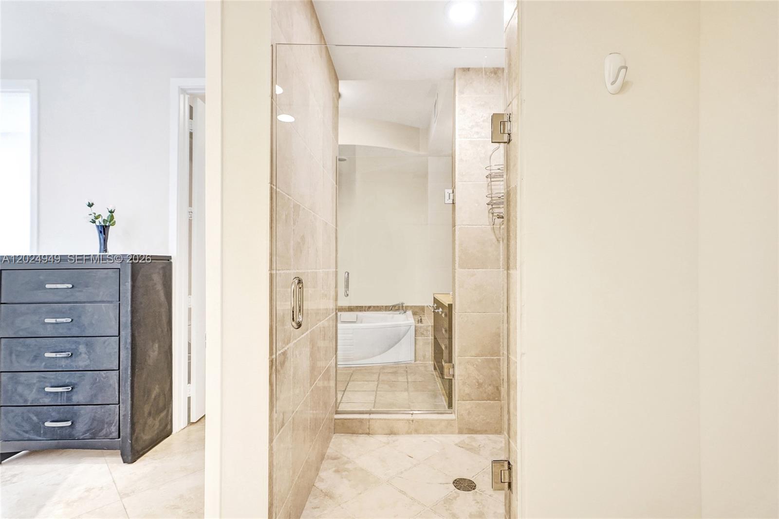 18201 Collins Ave #3707 Sunny Isles Beach, FL 33160