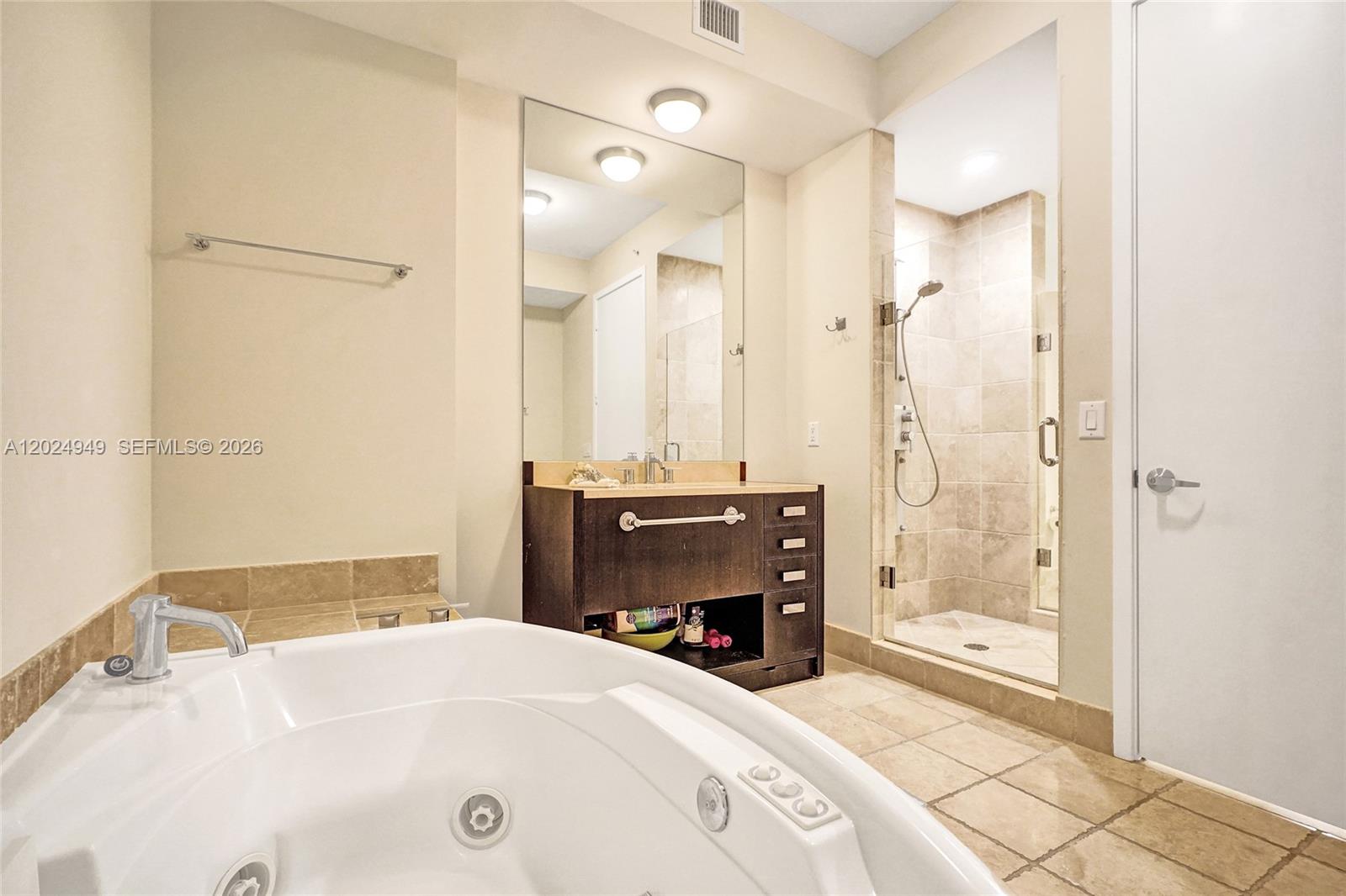 18201 Collins Ave #3707 Sunny Isles Beach, FL 33160