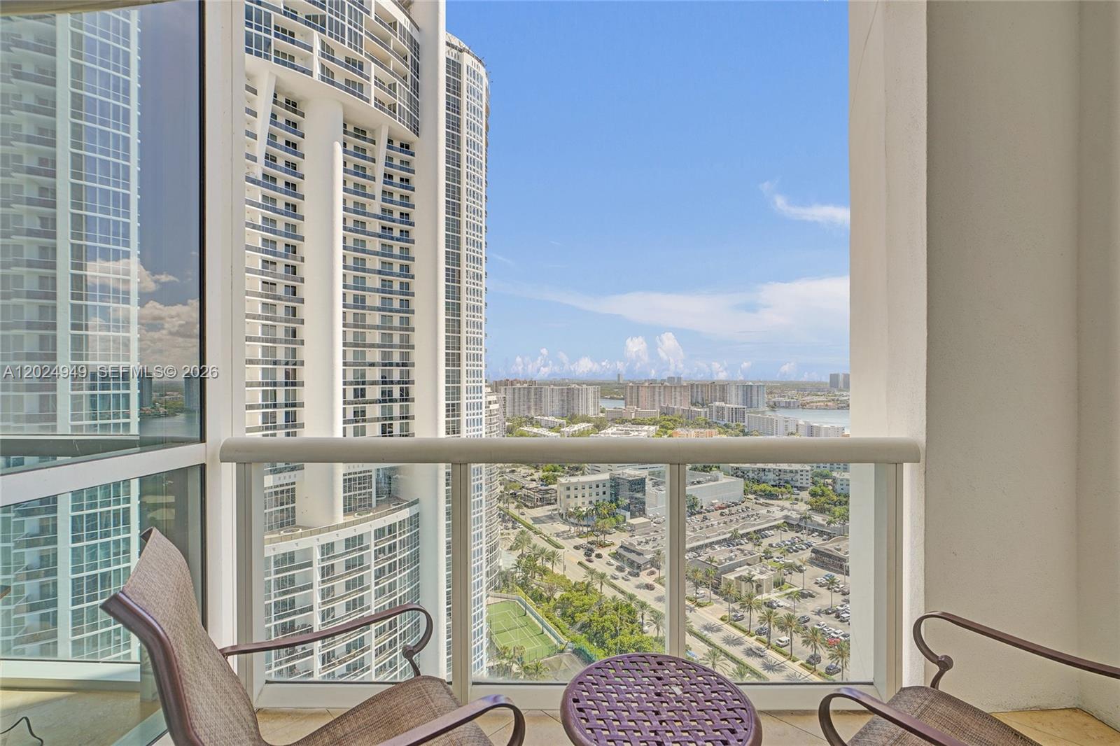 18201 Collins Ave #3707 Sunny Isles Beach, FL 33160