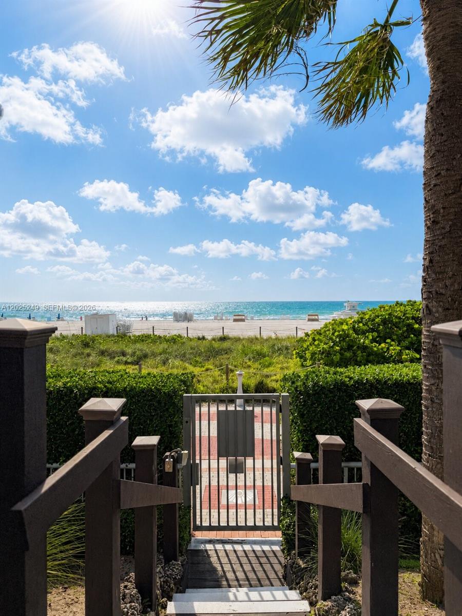 3737 Collins Ave #S-1003 Miami Beach, FL 33140