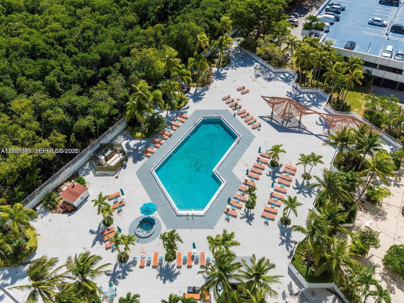 100 Bayview Dr #503 Sunny Isles Beach, FL 33160