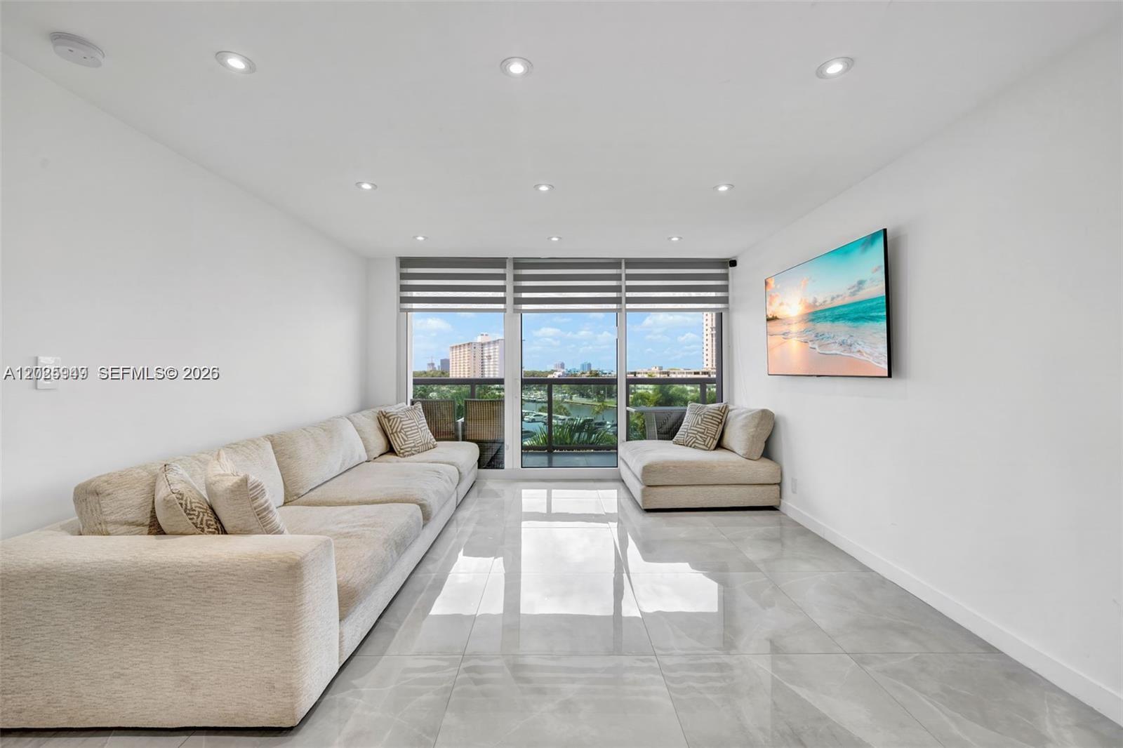100 Bayview Dr #503 Sunny Isles Beach, FL 33160