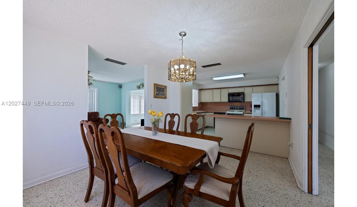 3062 SW 14th St Miami, FL 33145