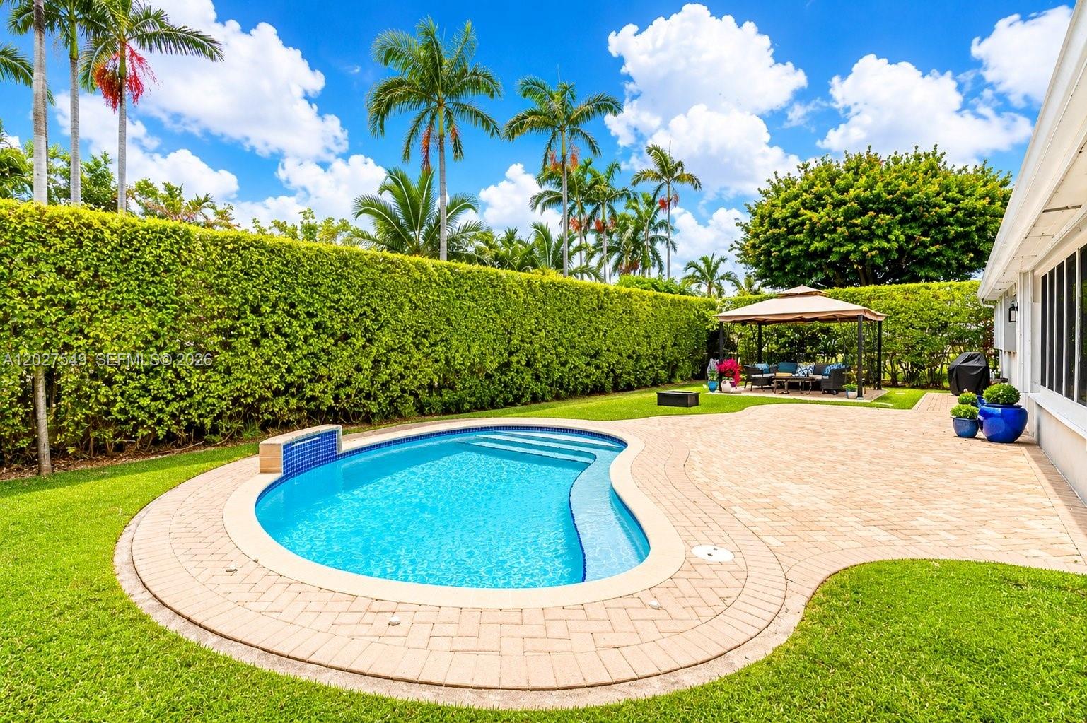 5810 SW 89th Ct Miami, FL 33173