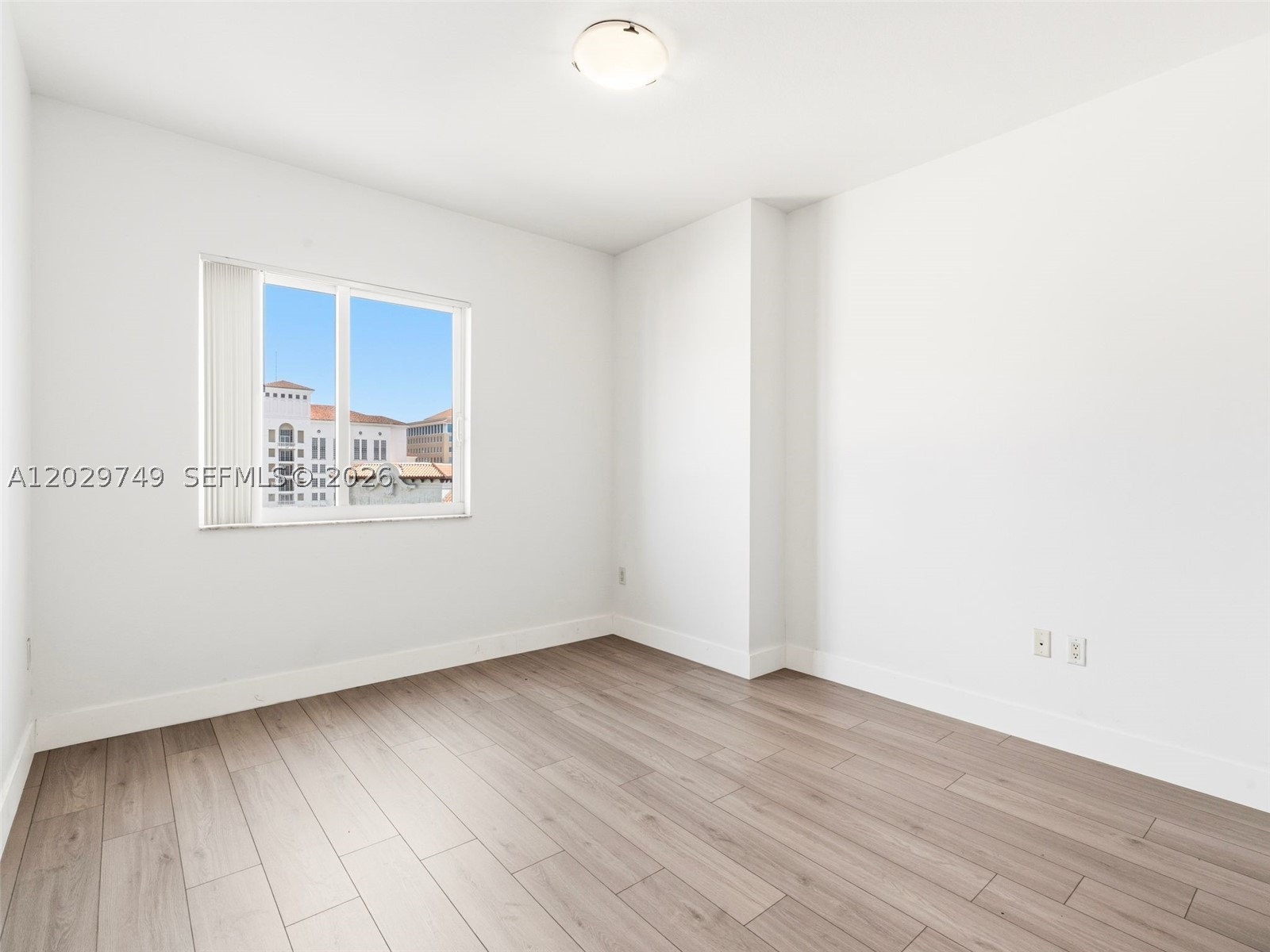 image Ten Aragon Condo14