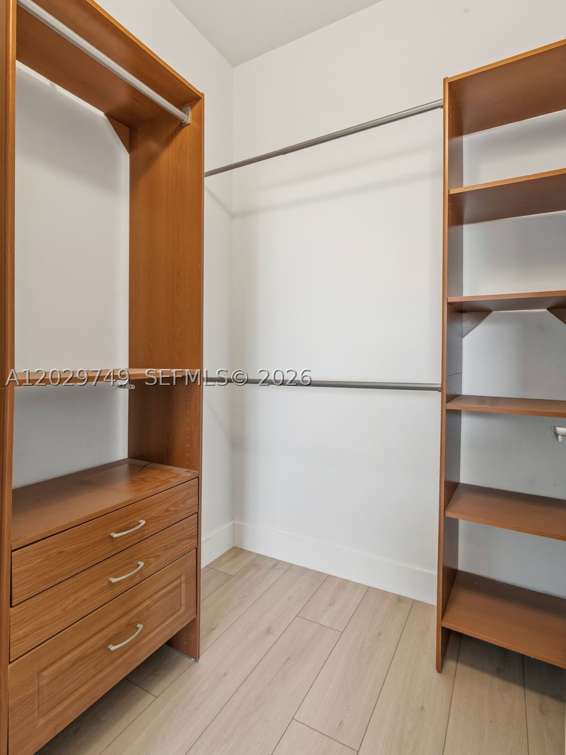 image Ten Aragon Condo15
