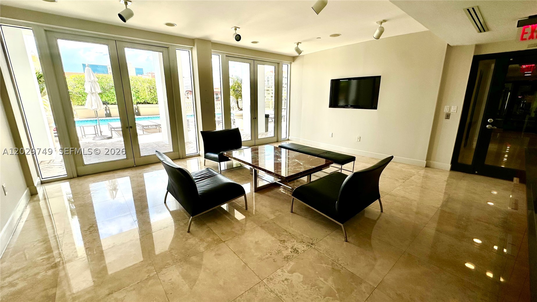image Ten Aragon Condo21