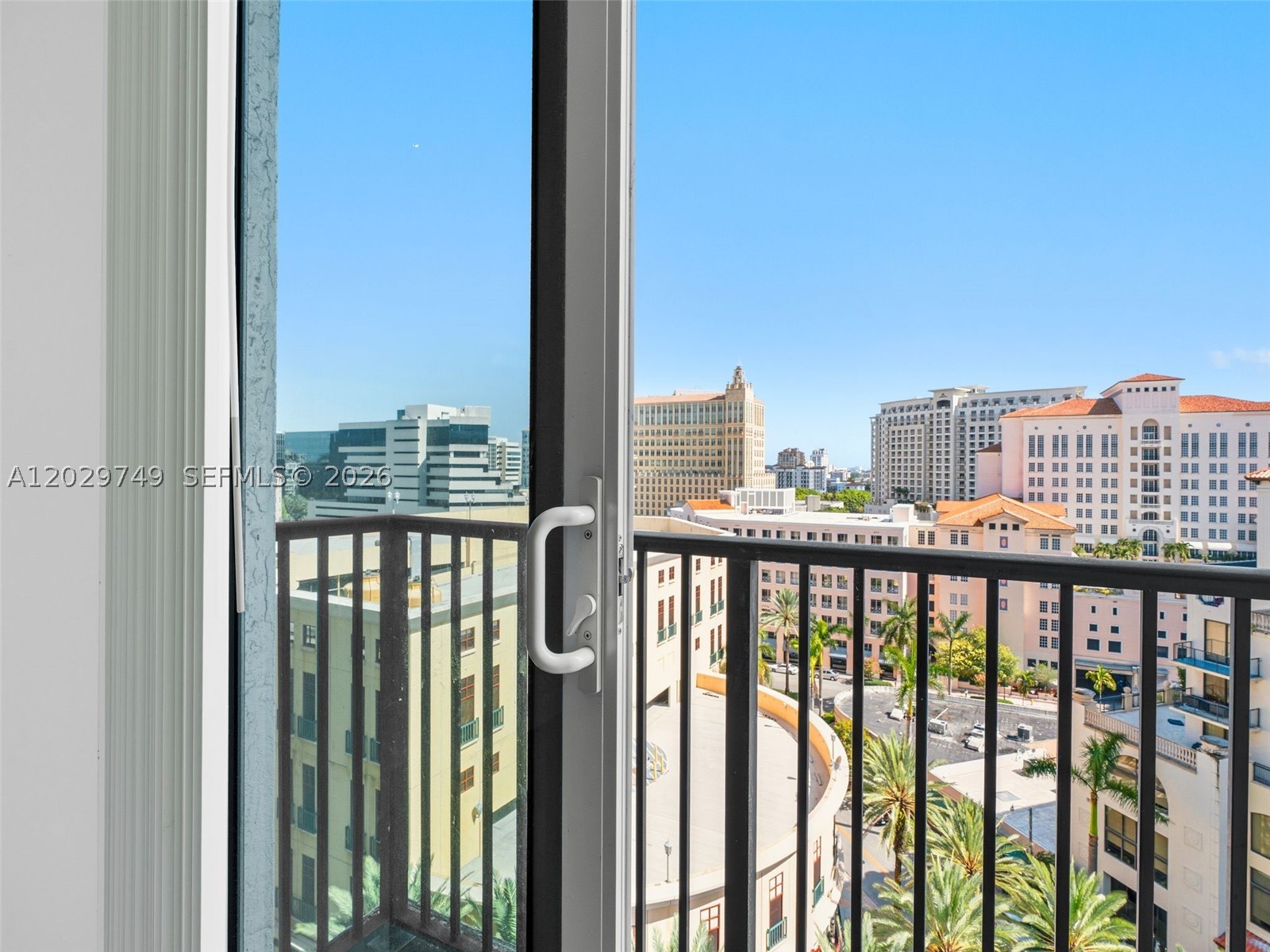 image Ten Aragon Condo22