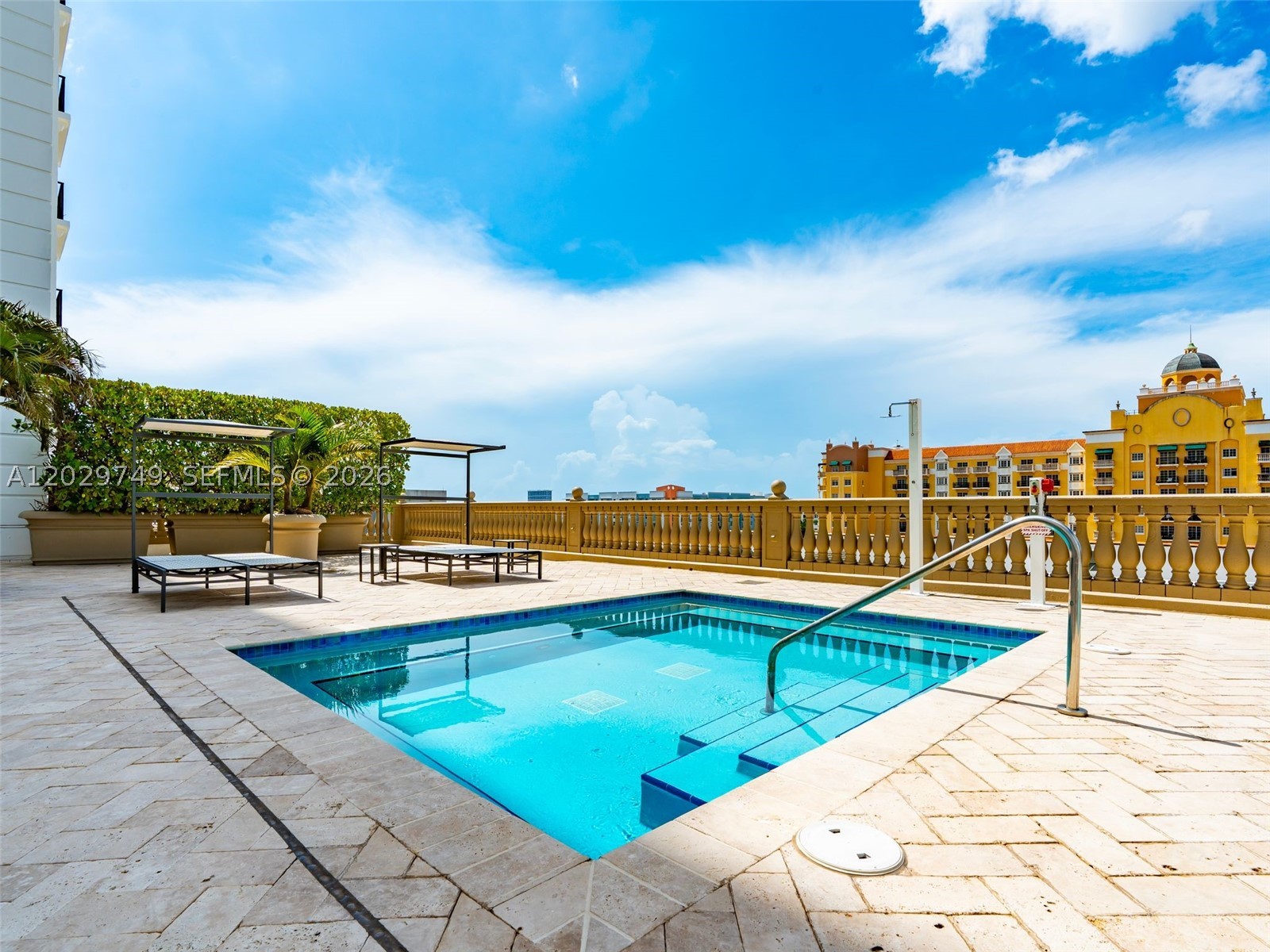 image Ten Aragon Condo24