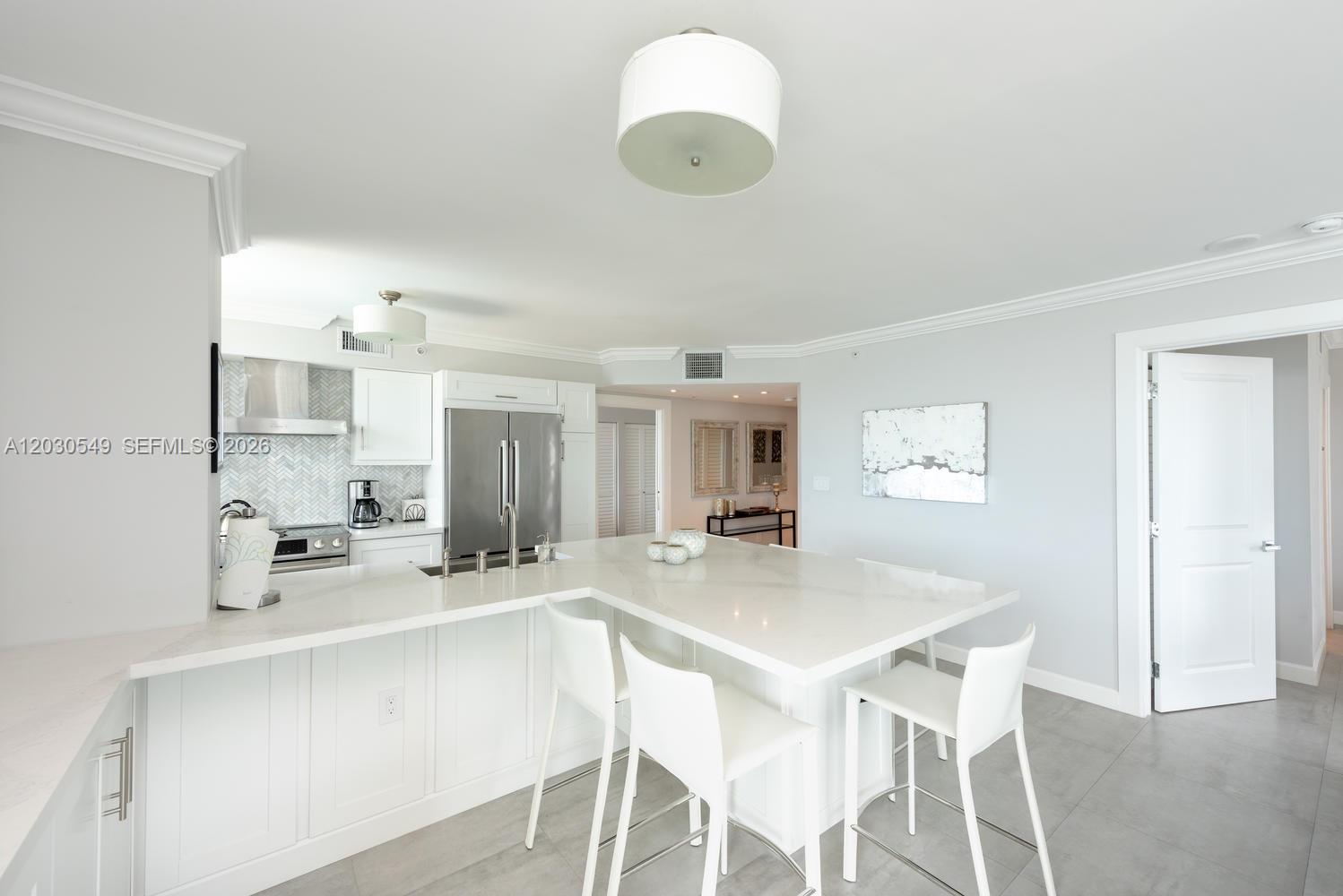 90 Alton Rd #1102 Miami Beach, FL 33139