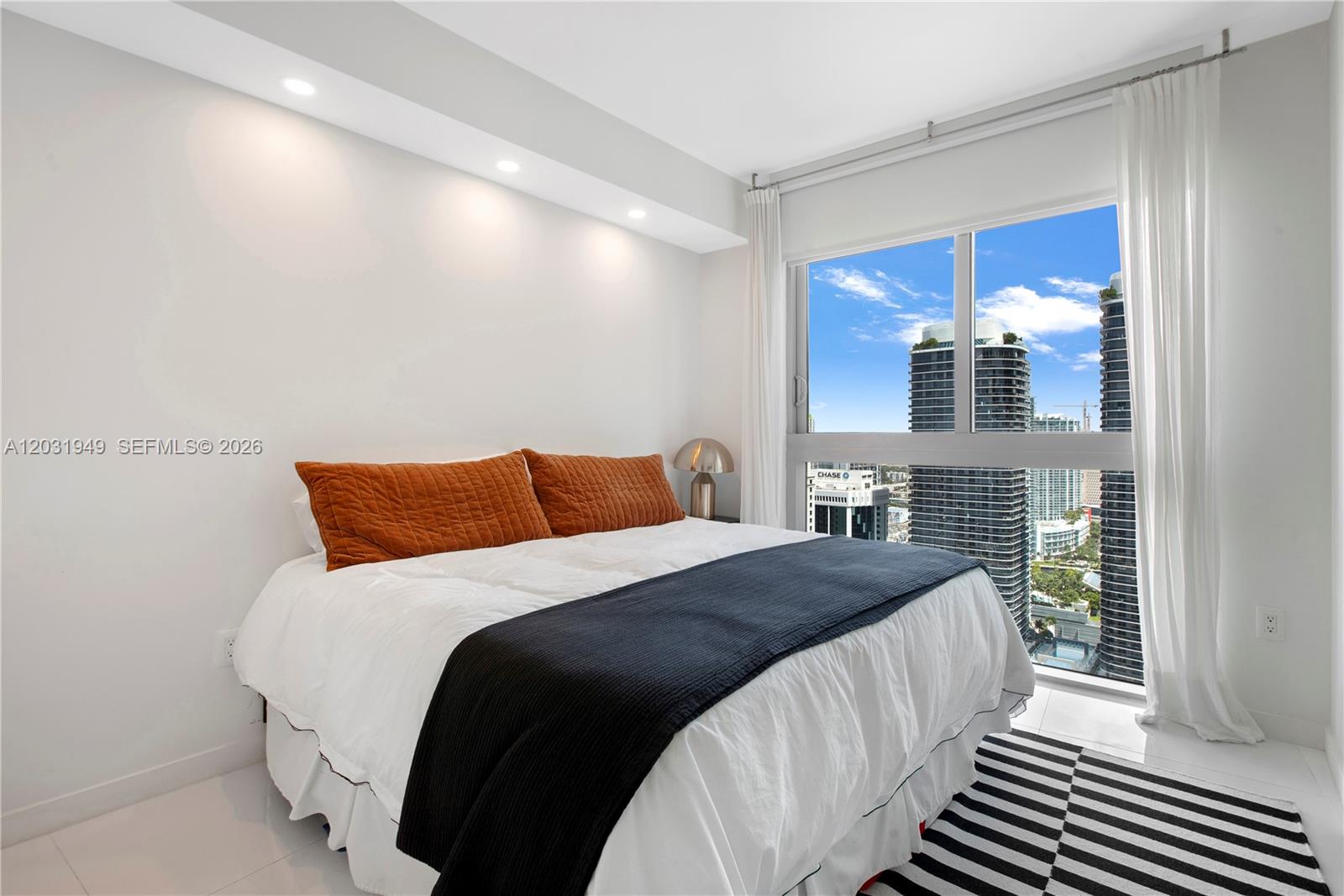 1100 S Miami Ave #3810 Miami, FL 33130
