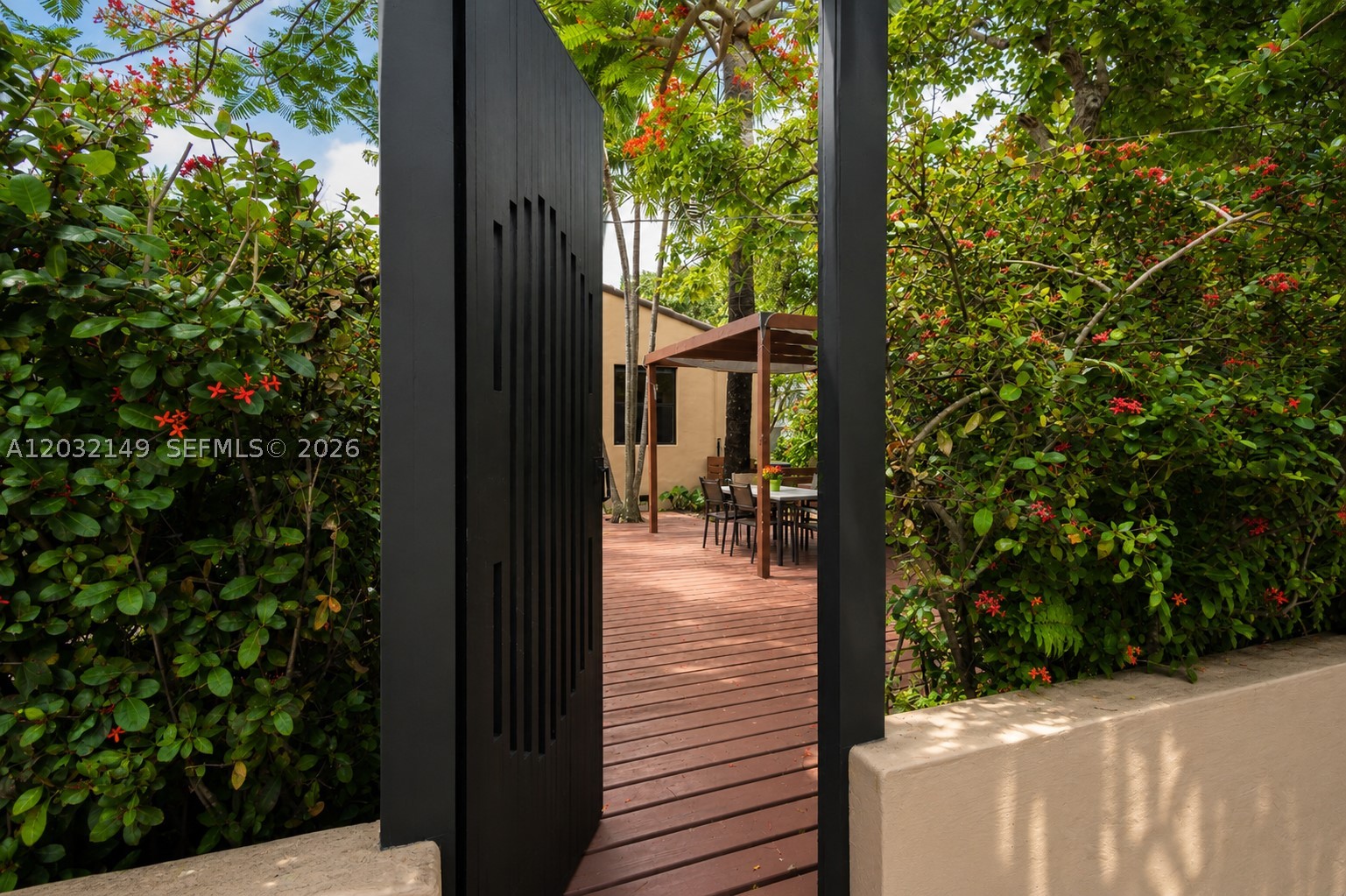 4230 Royal Palm Ave Miami Beach, FL 33140