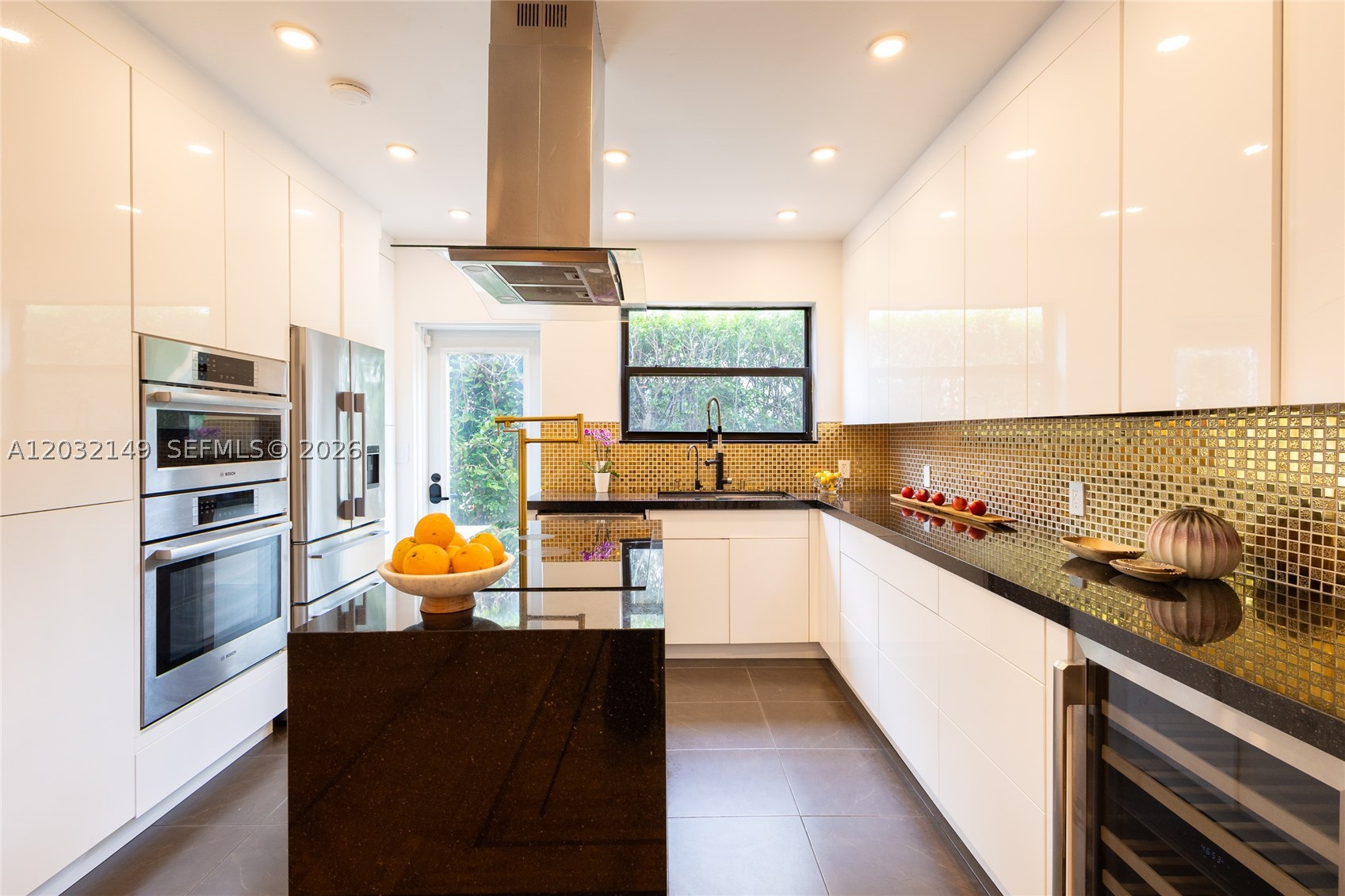 4230 Royal Palm Ave Miami Beach, FL 33140