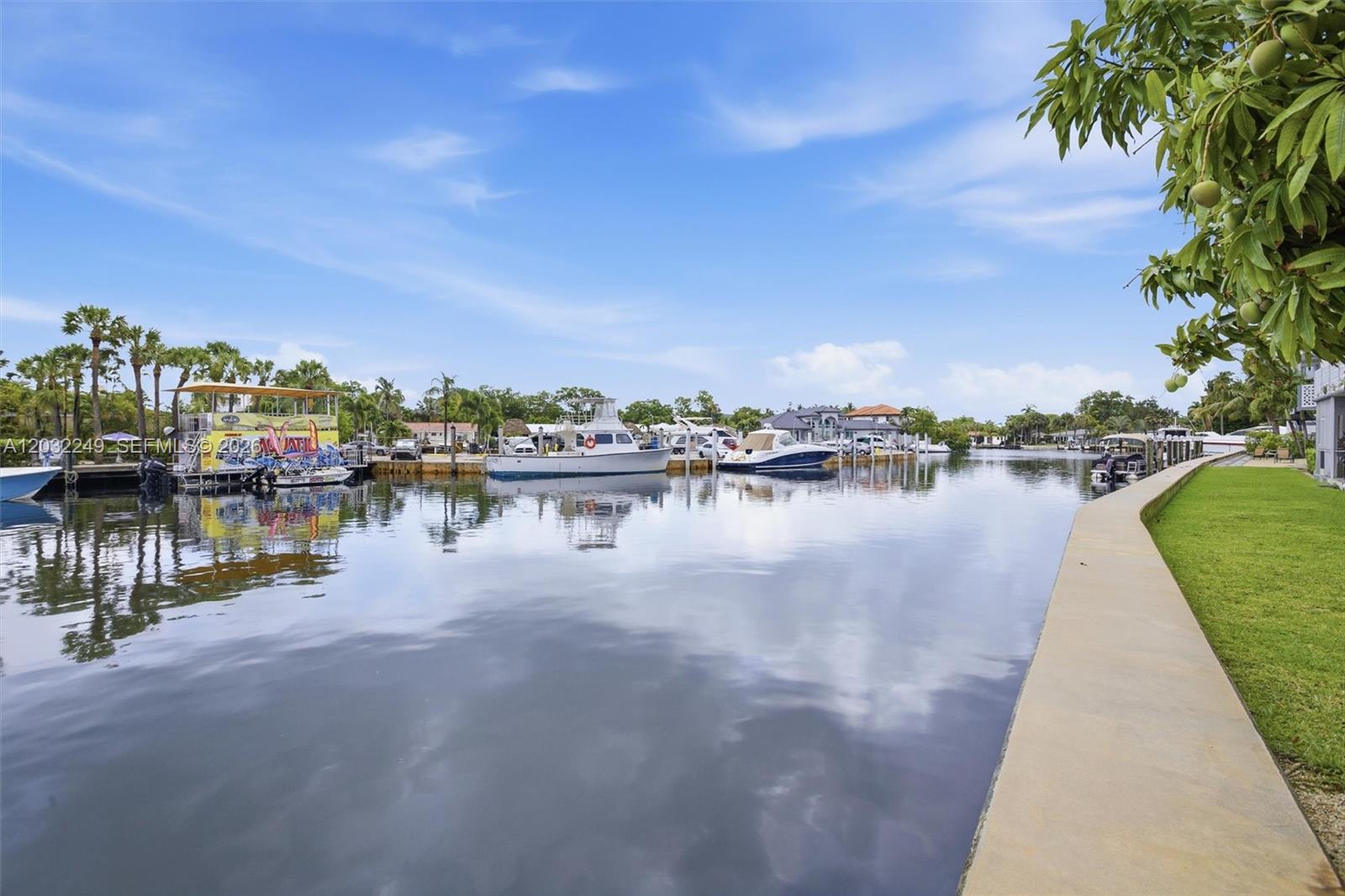 13105 NE Ixora Ct #300