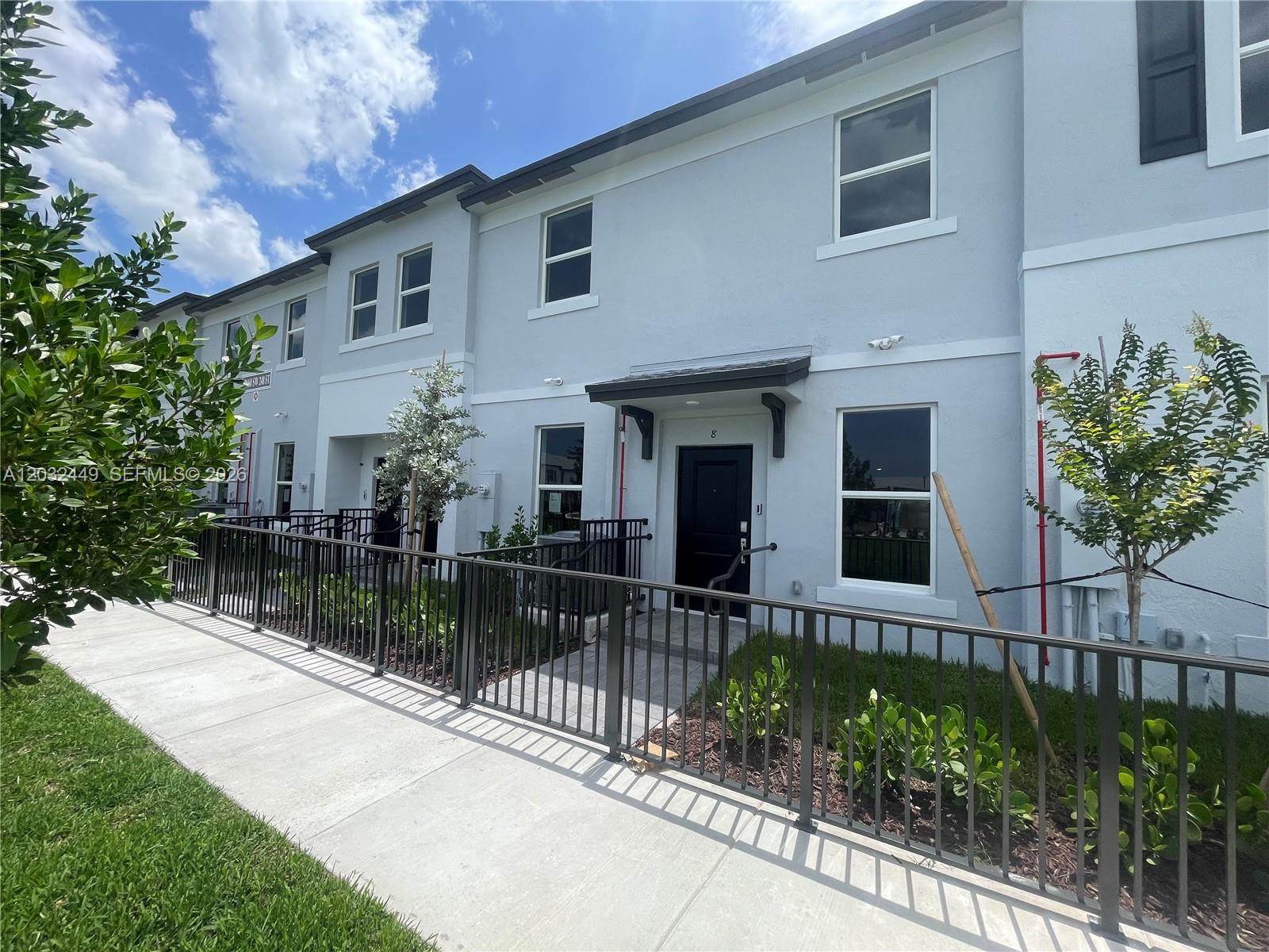 12460 SW 248th #8