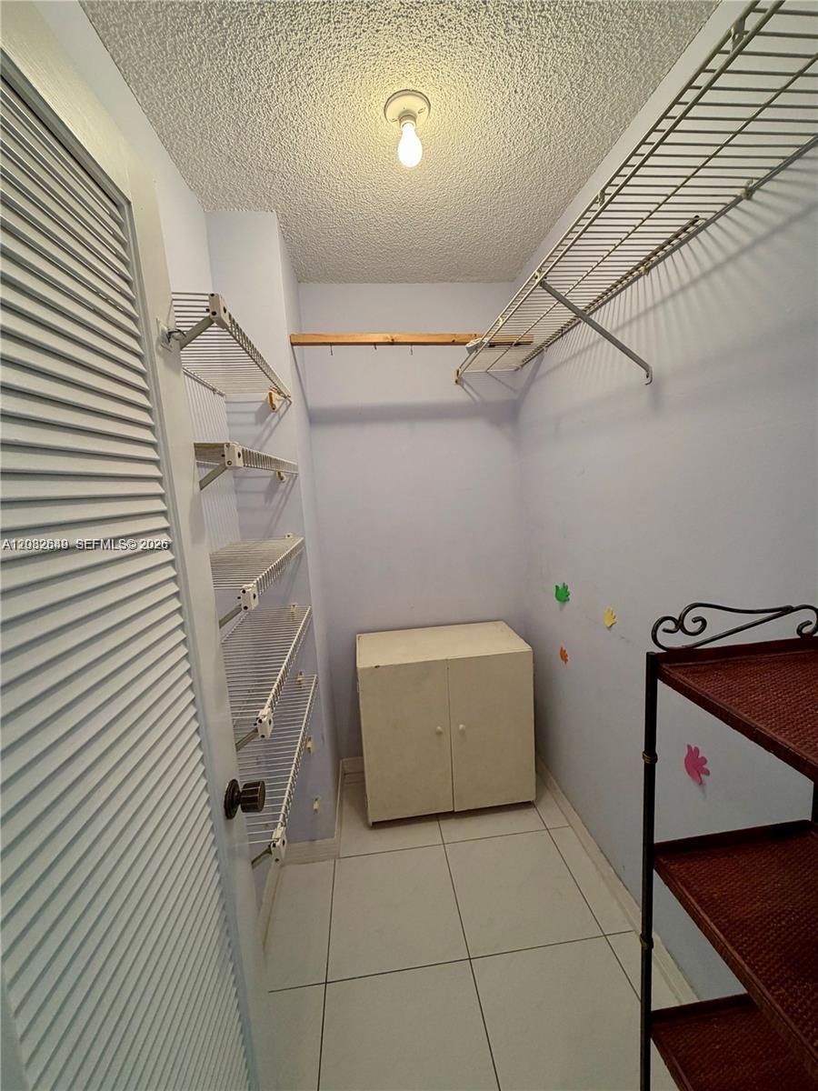 1833 S Ocean Dr #1202 Hallandale Beach, FL 33009