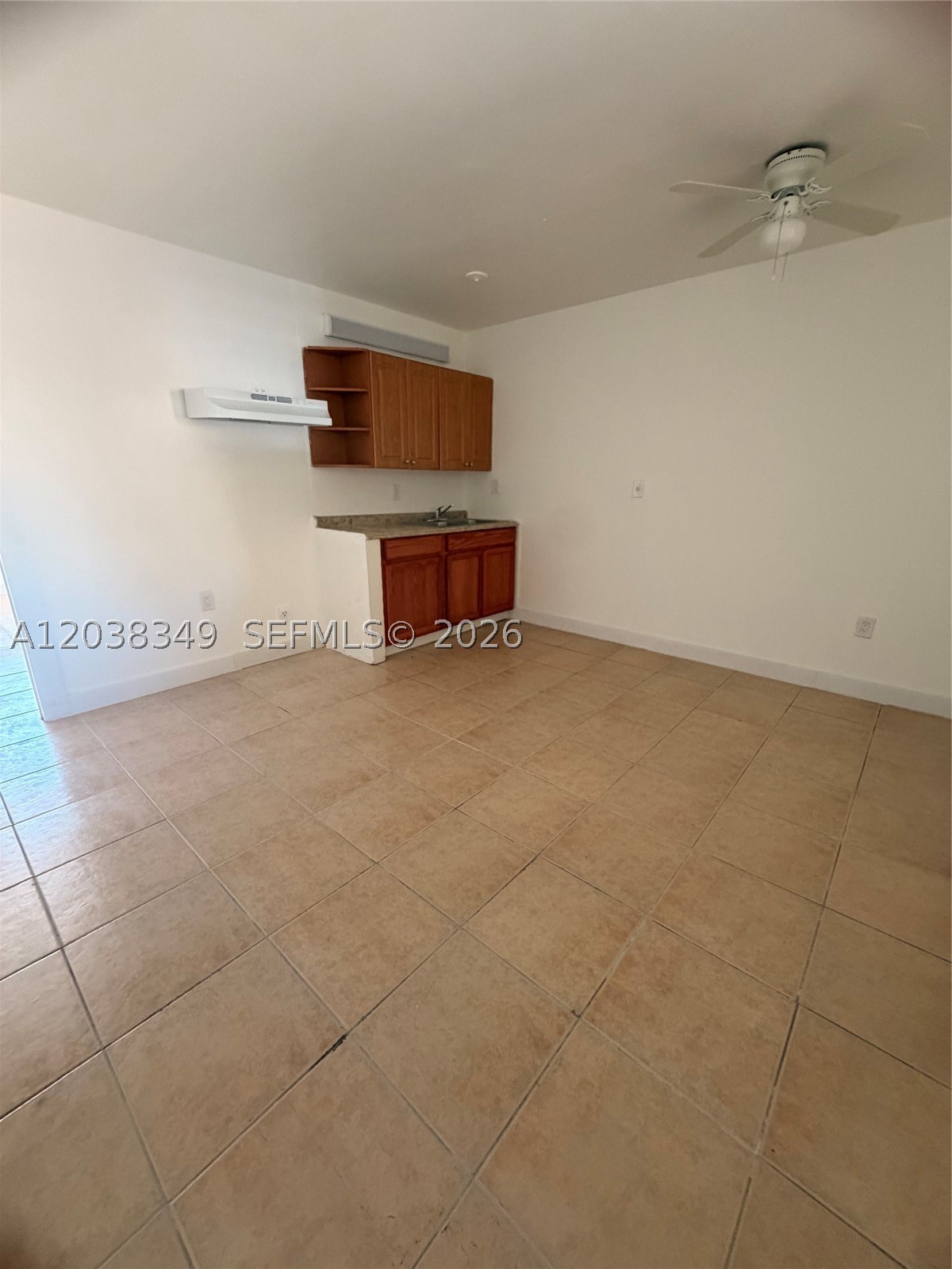 8450 NE Miami Ct #4