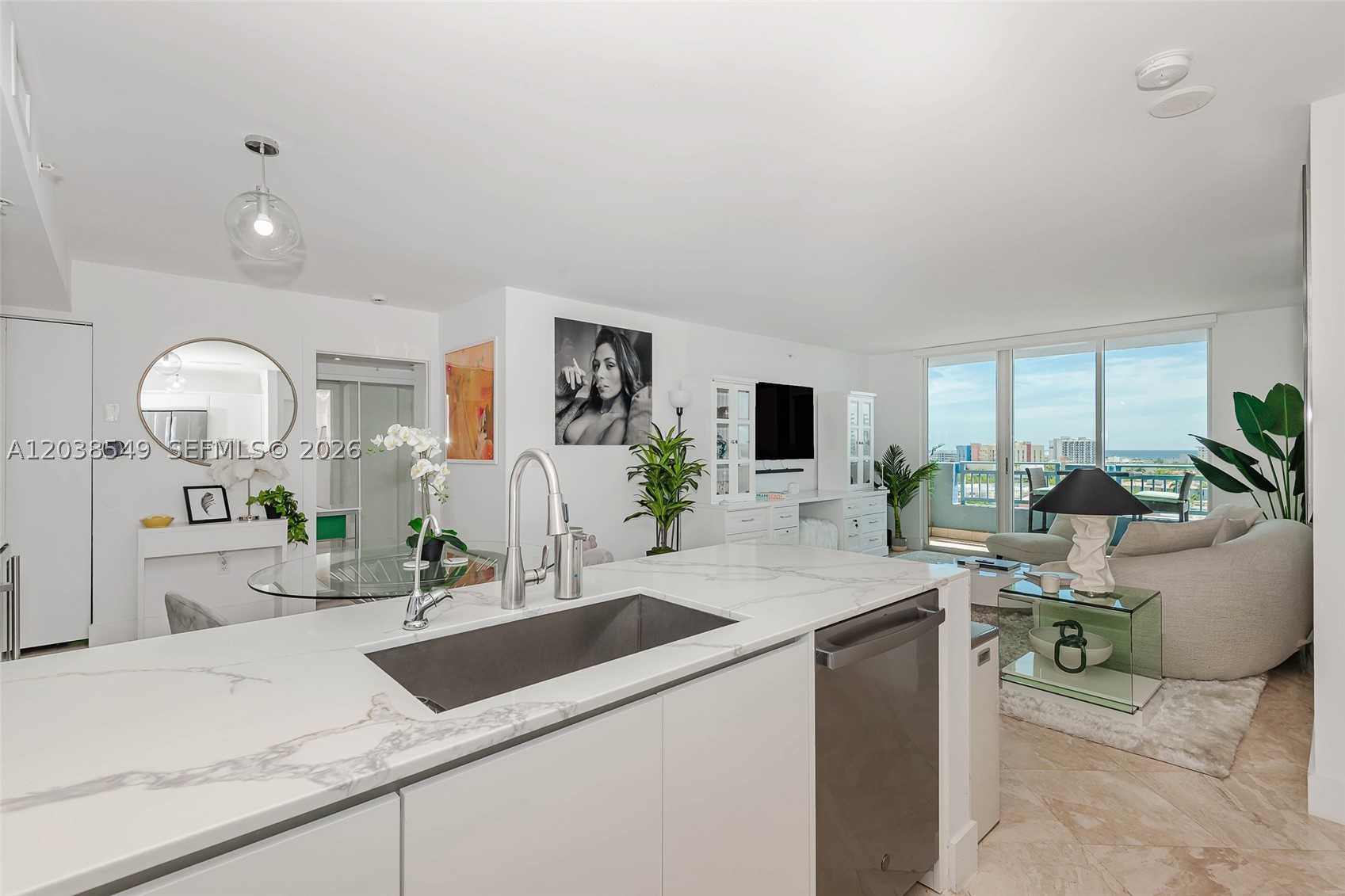 90 Alton Rd #1109 Miami Beach, FL 33139