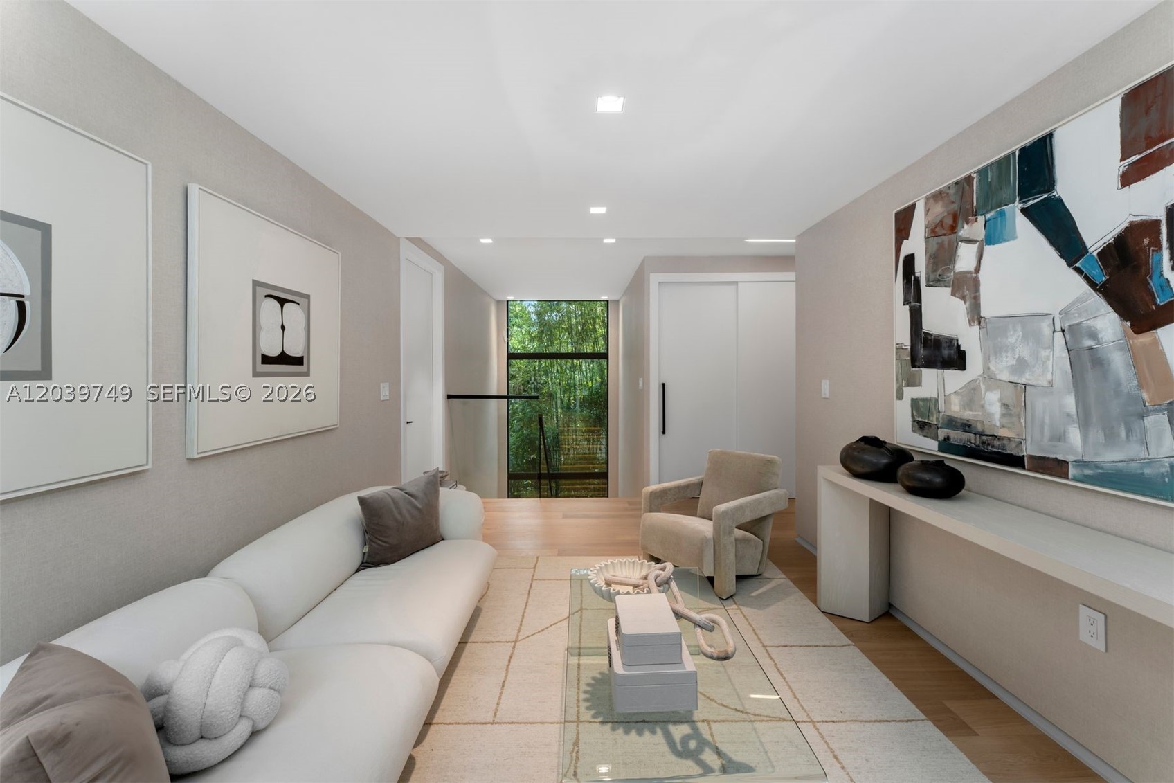 3579 Avocado Ave Miami, FL 33133