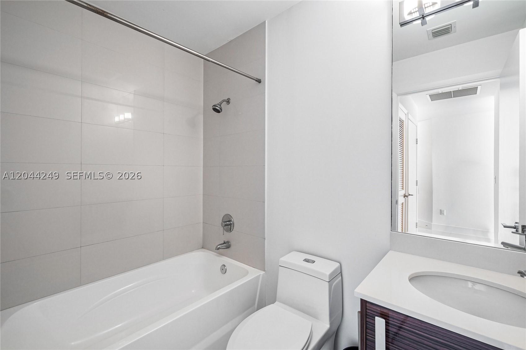 image Paramount Bay15