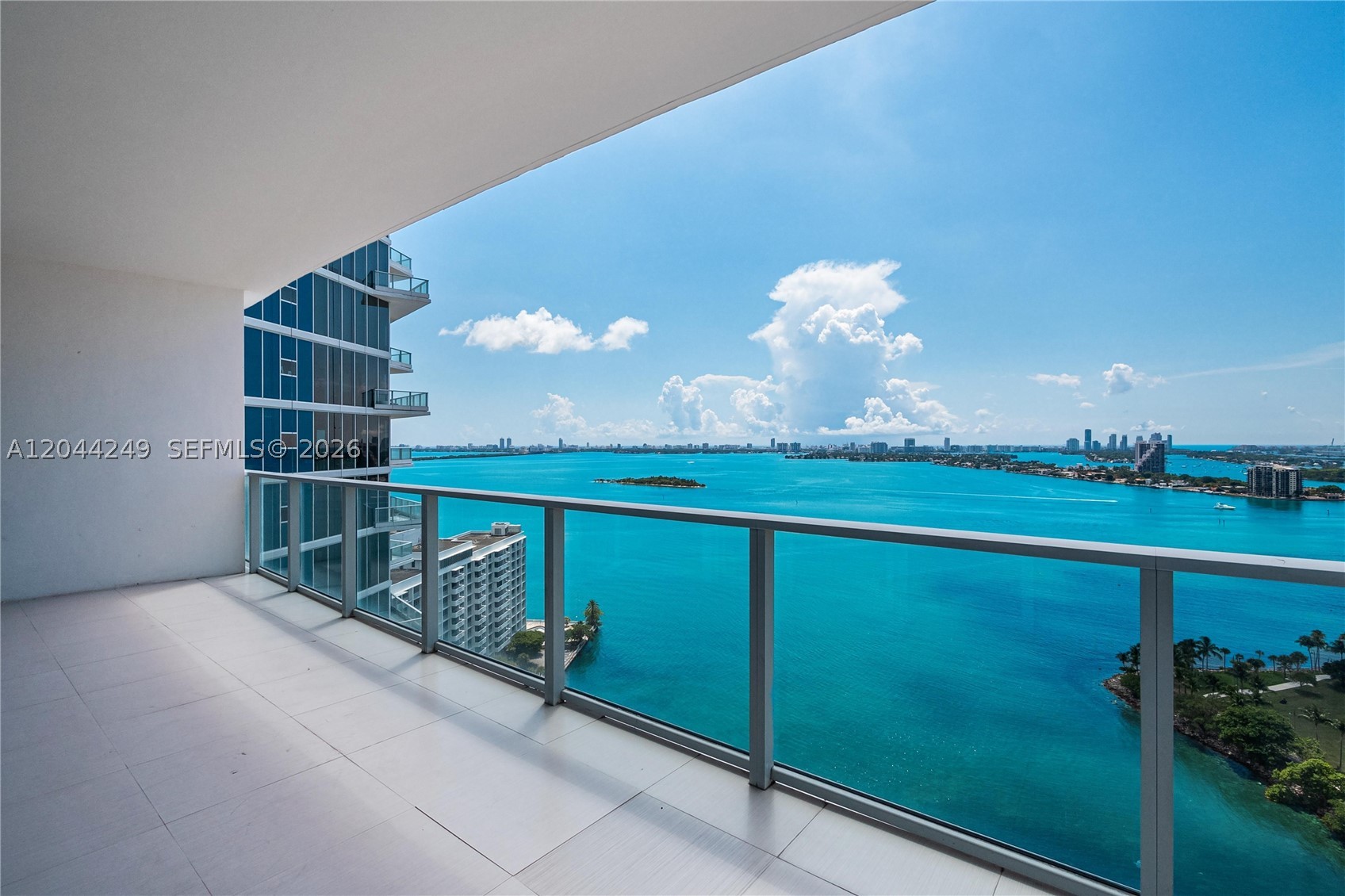 image Paramount Bay19