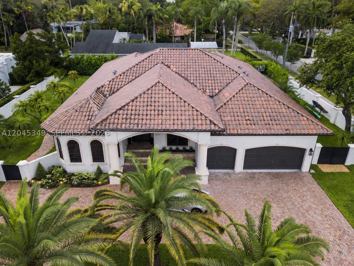 6874 SW 57th Ter Miami, FL 33143