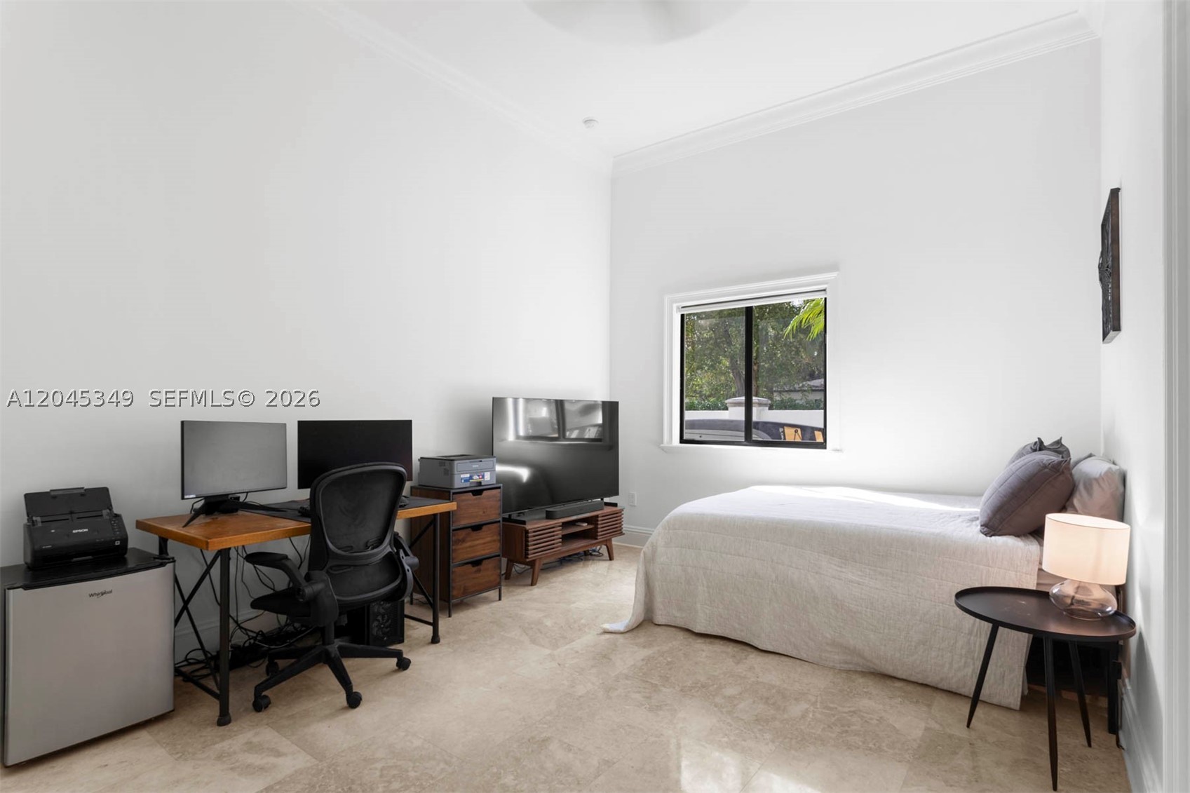 6874 SW 57th Ter Miami, FL 33143