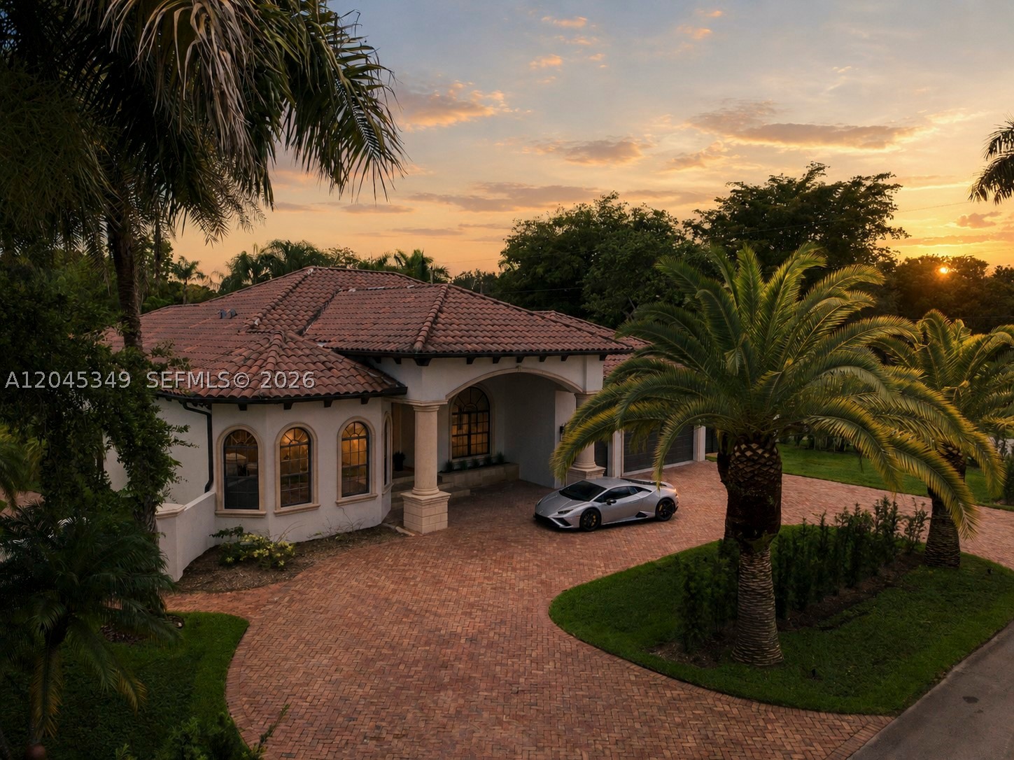 6874 SW 57th Ter Miami, FL 33143