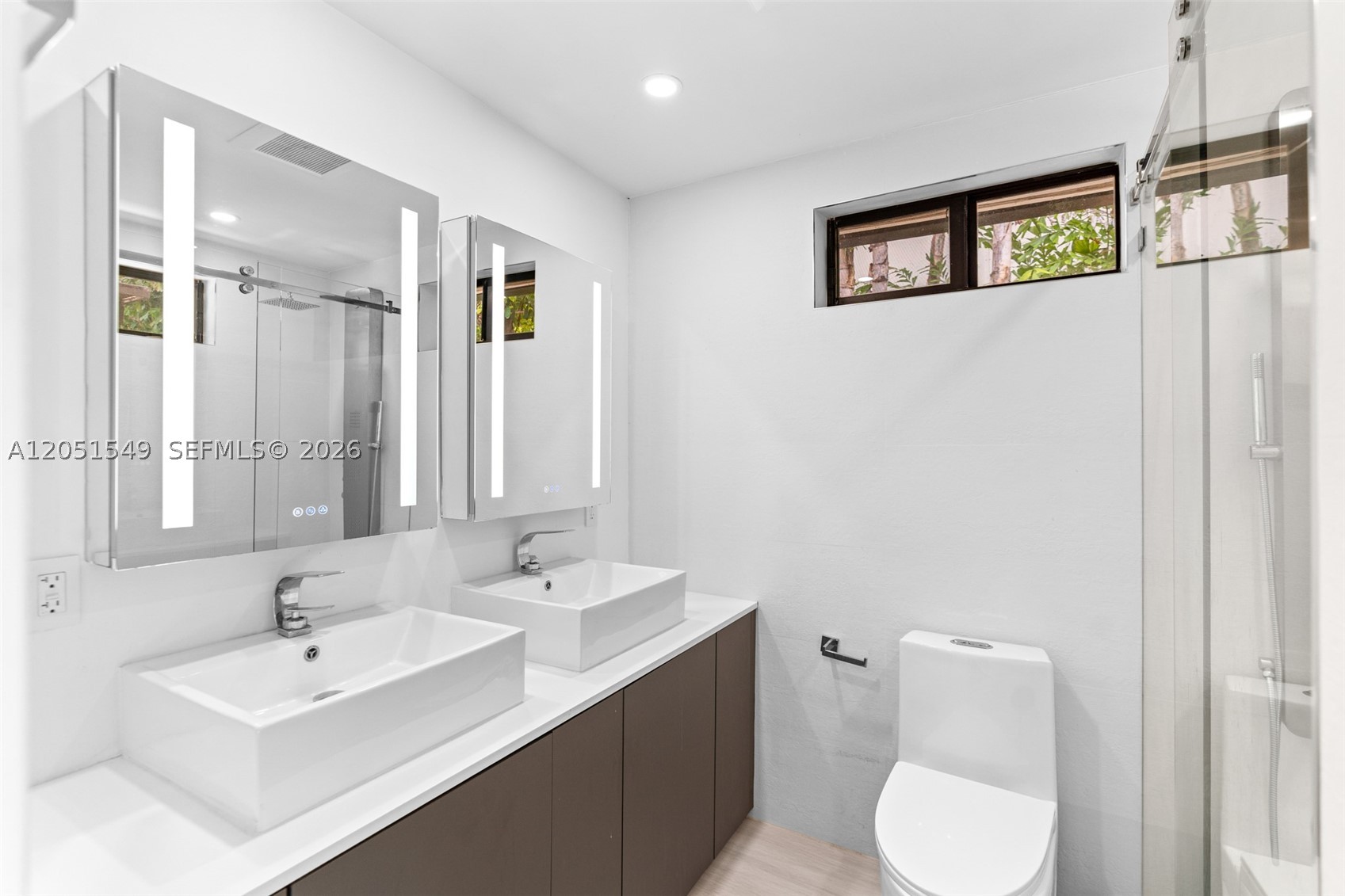 7831 SW 54th Ct Miami, FL 33143