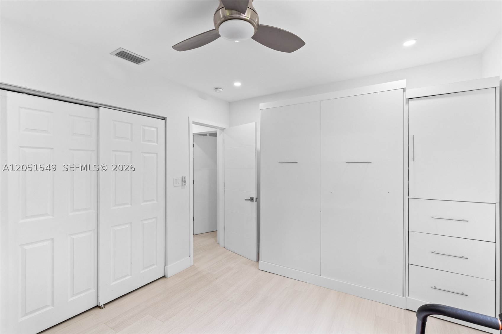 7831 SW 54th Ct Miami, FL 33143
